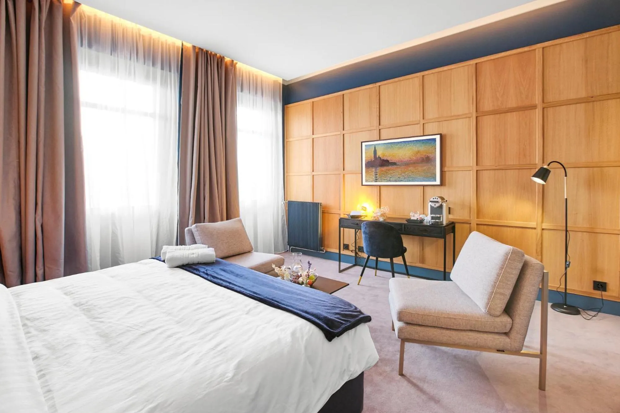 Bed in Maison Heym Bordeaux