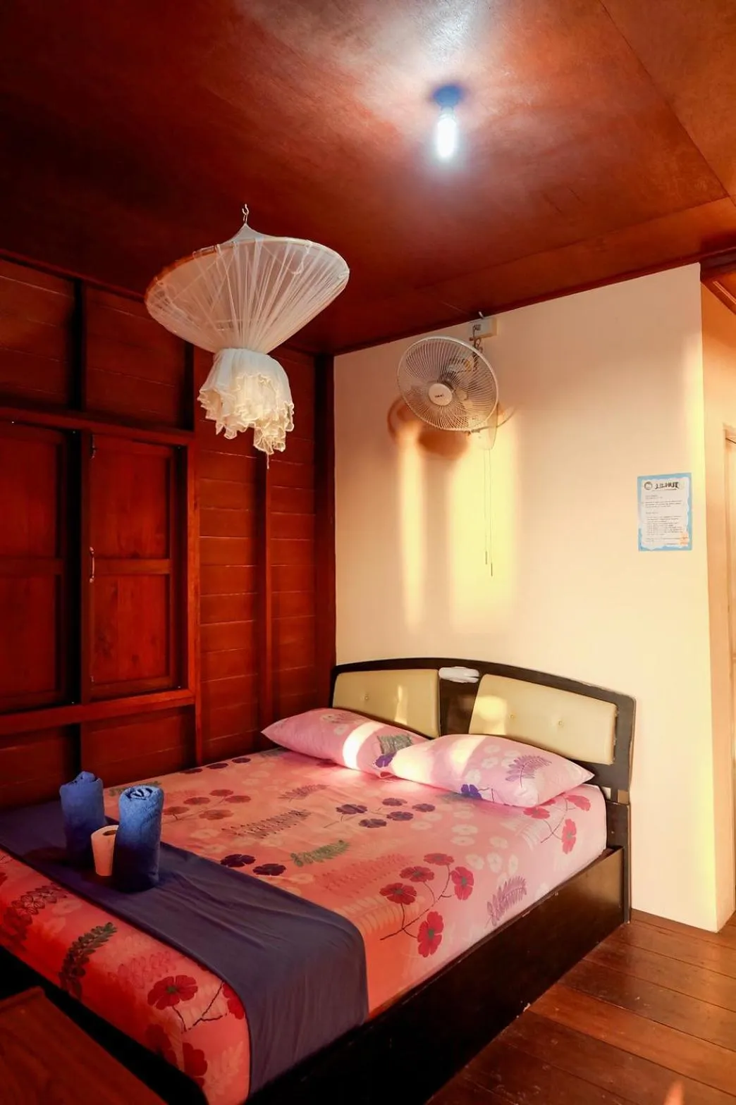 Bed in J.B.Hut Bungalows