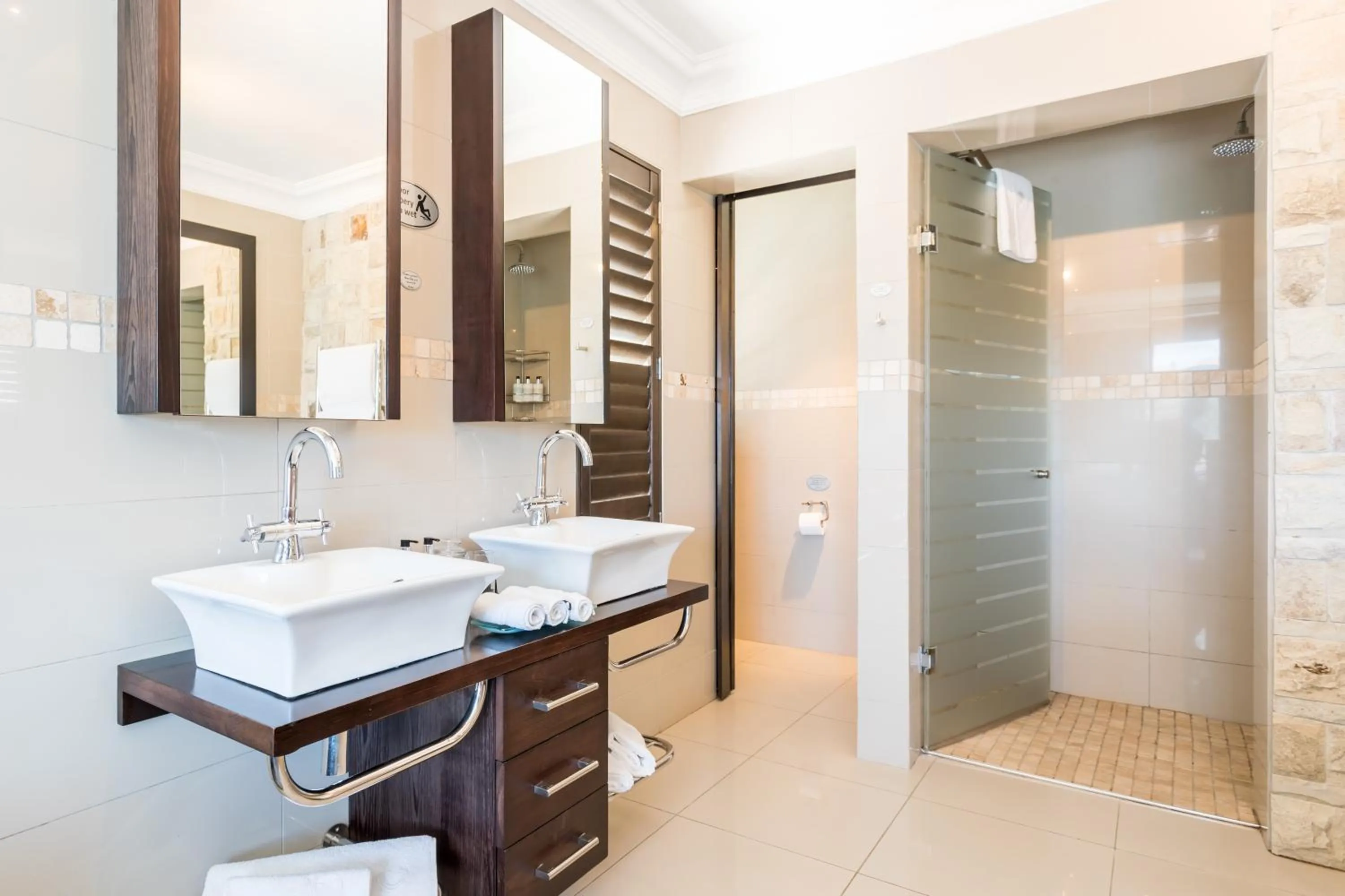 Bathroom in Head over Hills