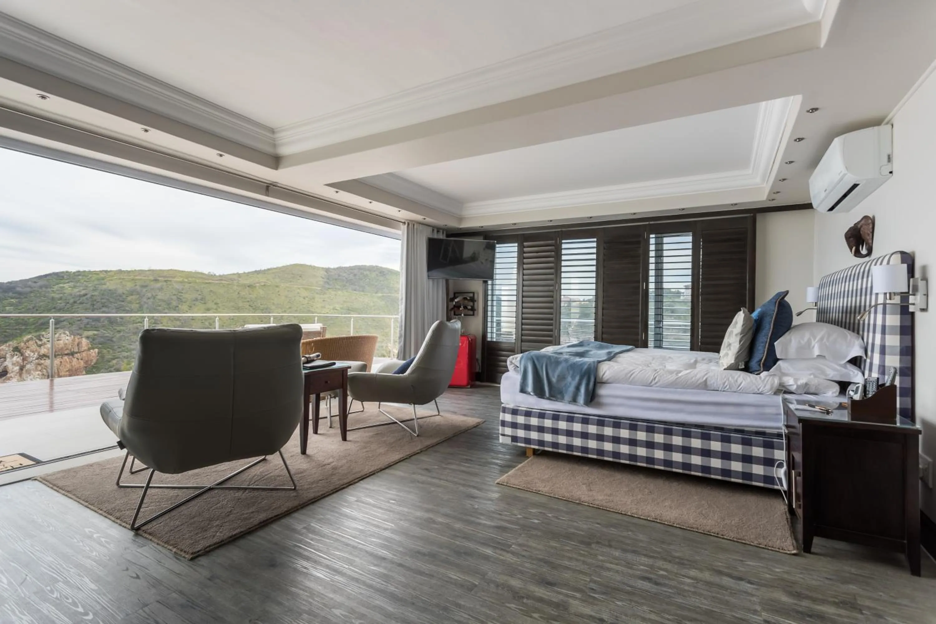 Bed in Head over Hills