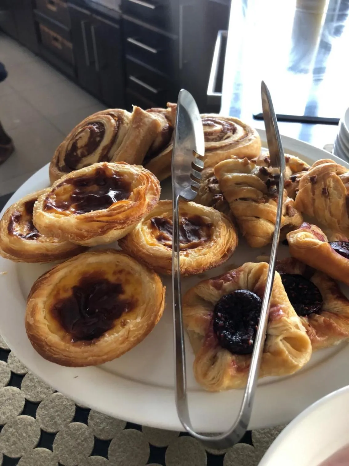 Breakfast in Head over Hills