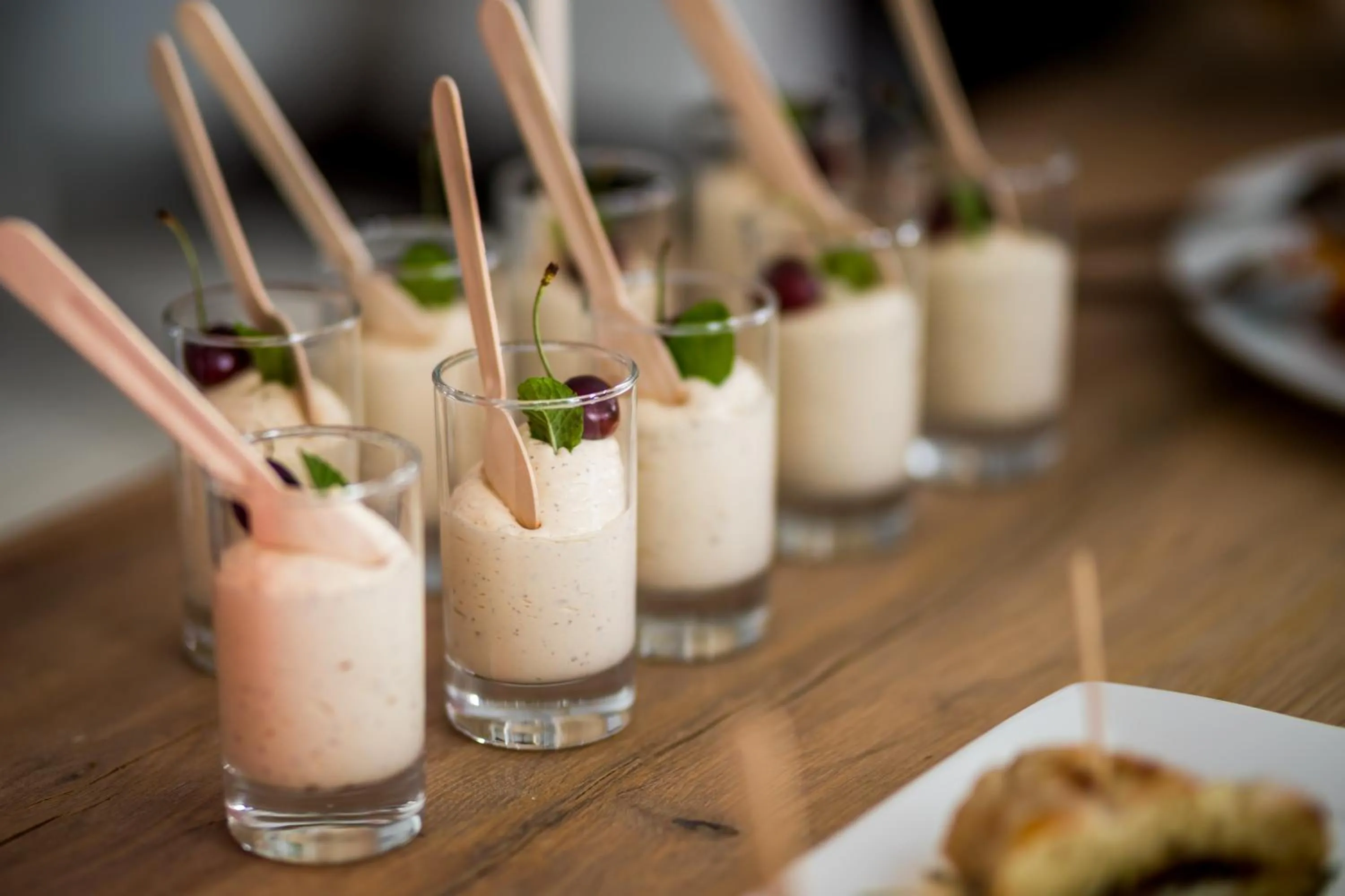 Food and drinks in Head over Hills