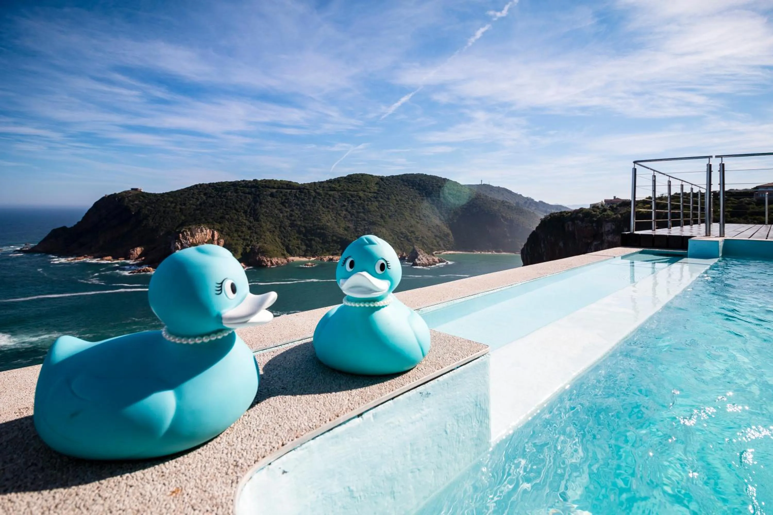 Swimming pool in Head over Hills