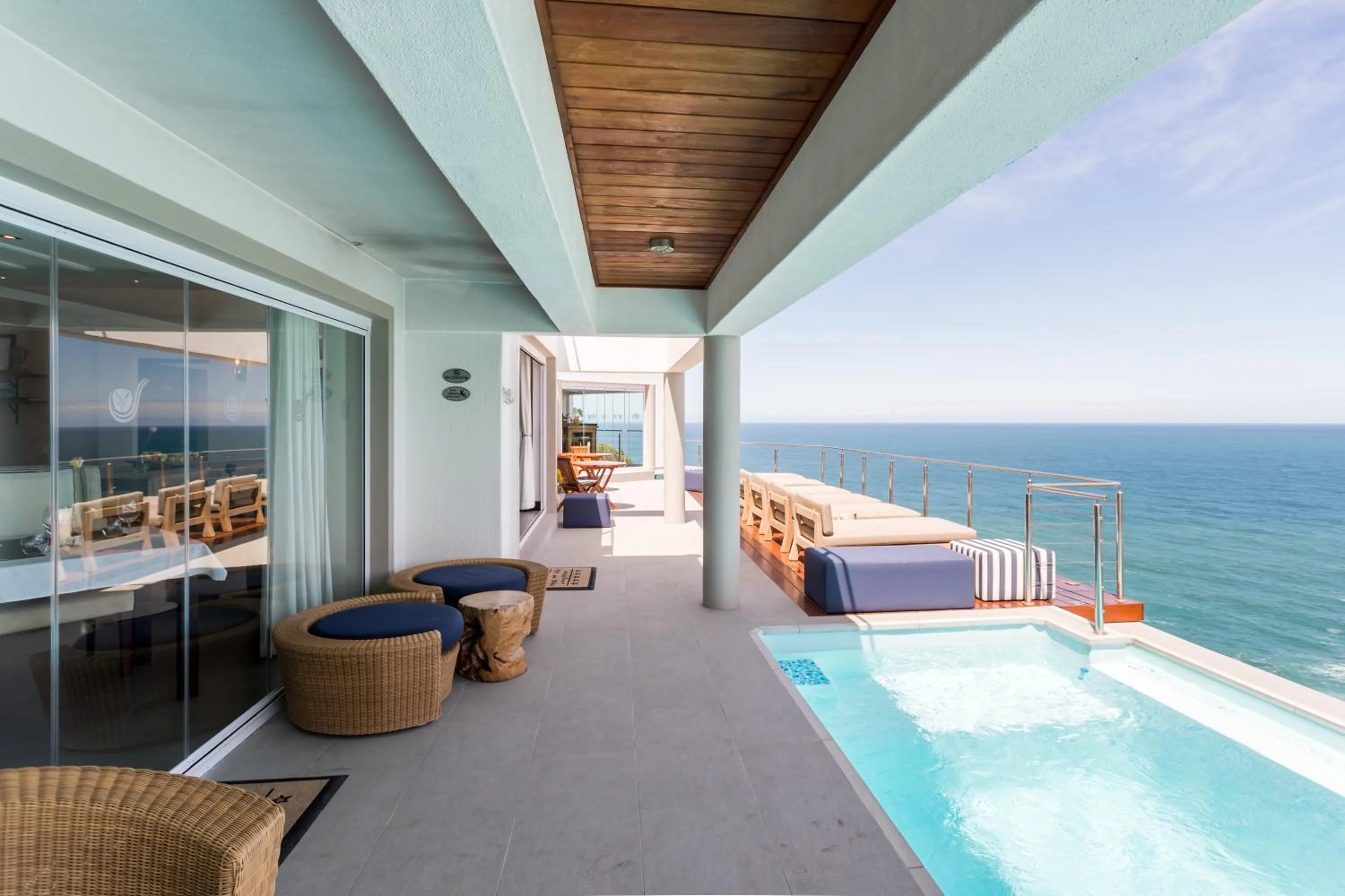 Balcony/Terrace in Head over Hills