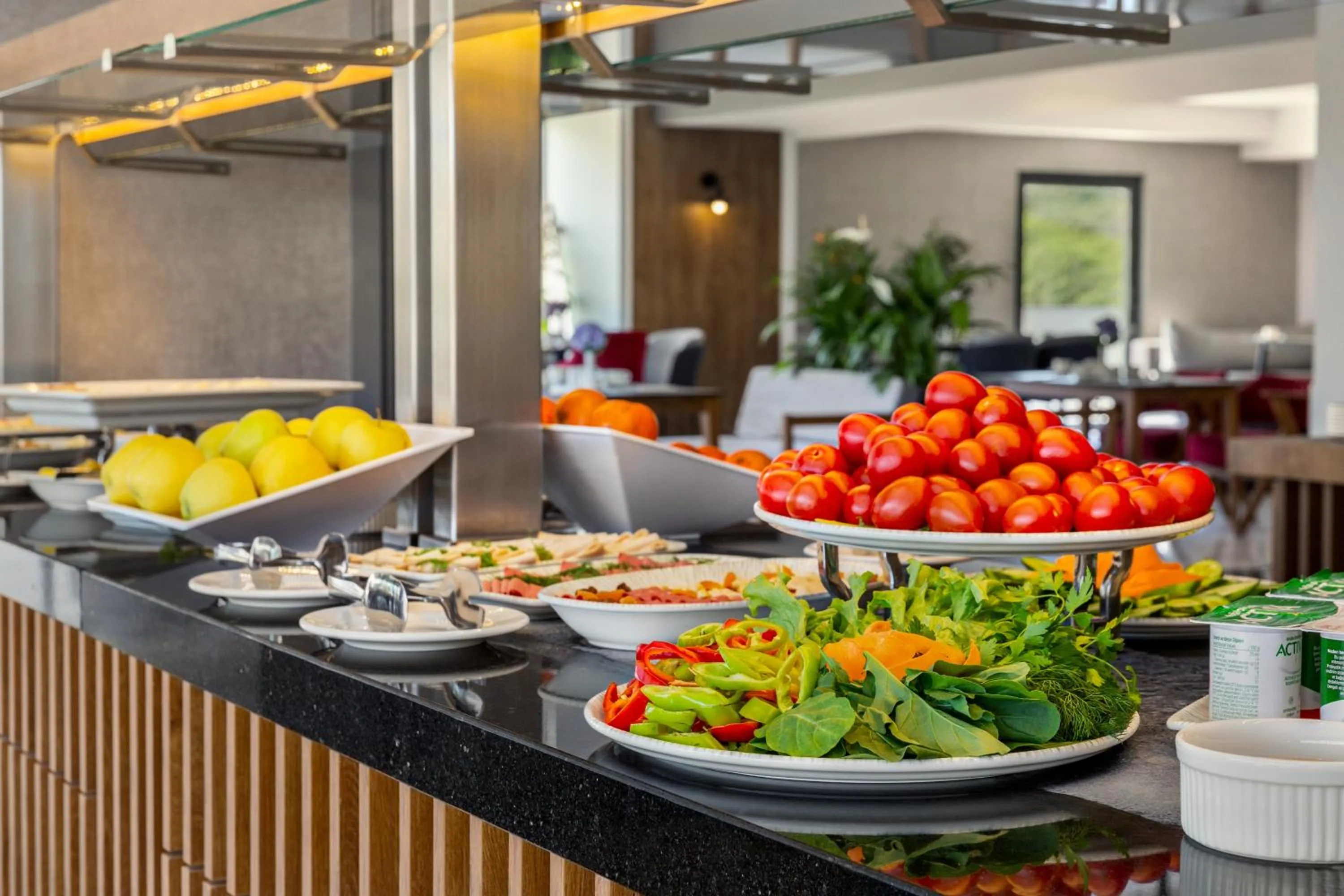 Restaurant/places to eat in Ramada Encore by Wyndham Istanbul Arnavutkoy
