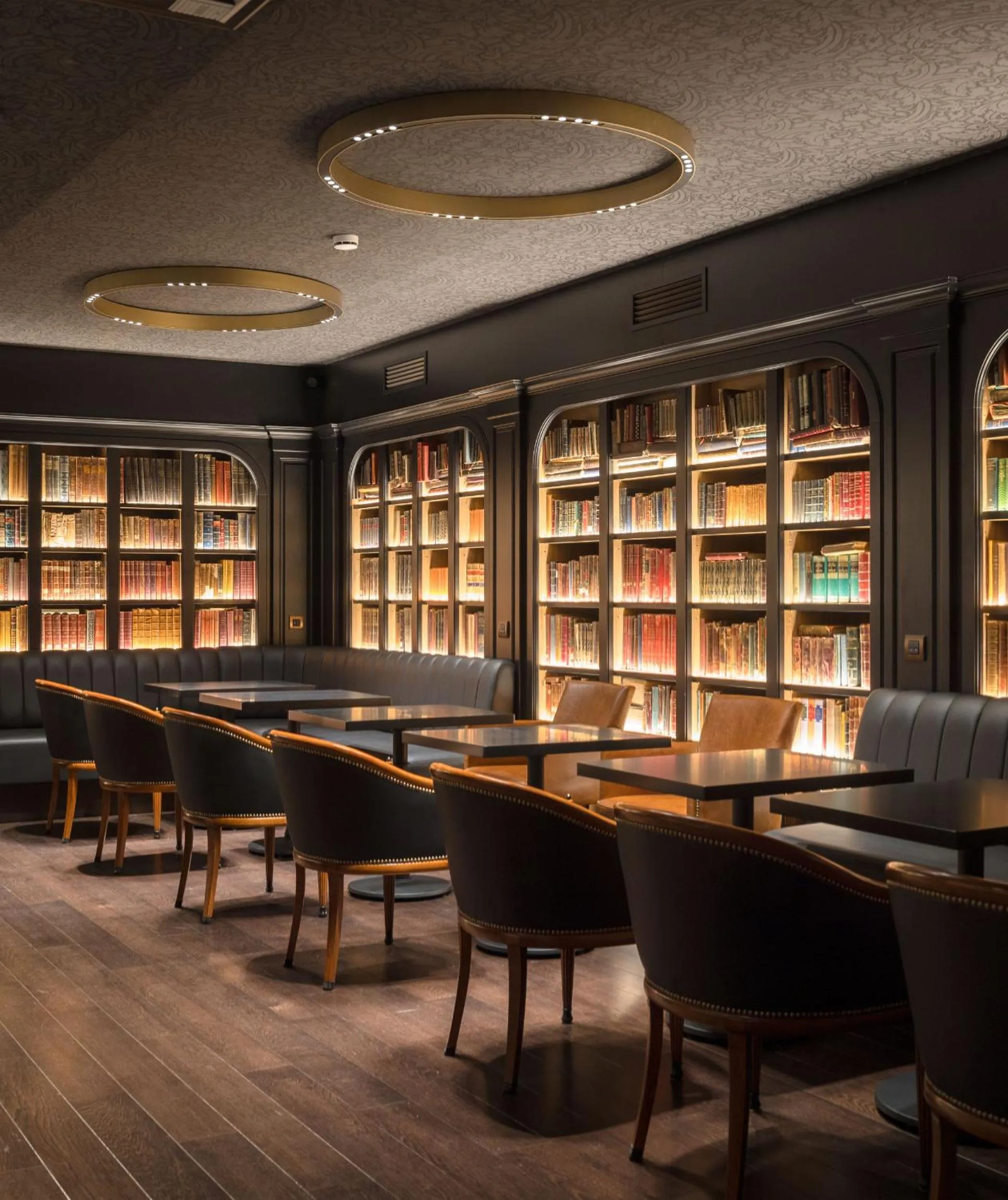 Library in GOIEN BOUTIQUE HOTEL