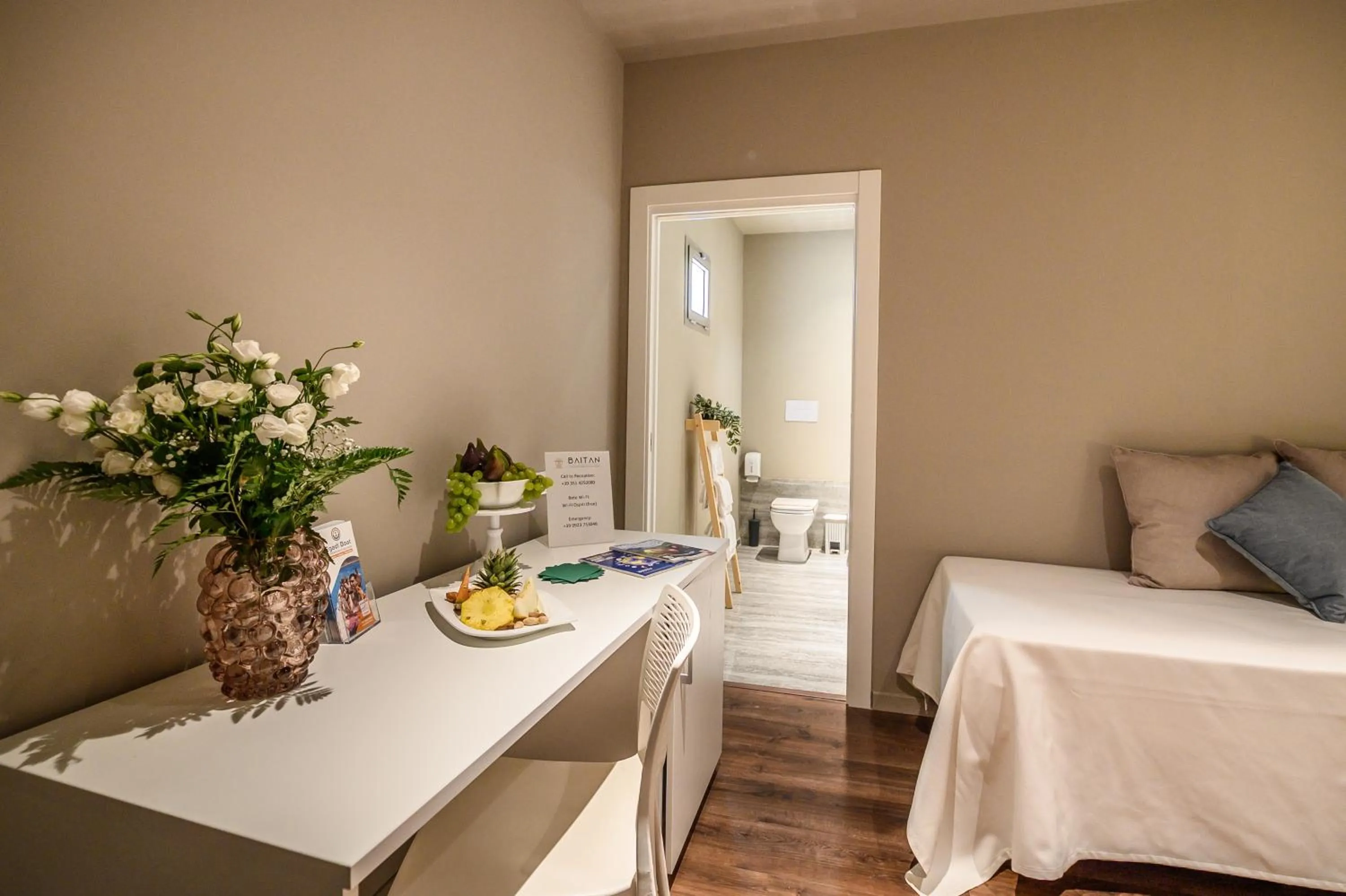 Decorative detail, Bed in Baitan Hotel