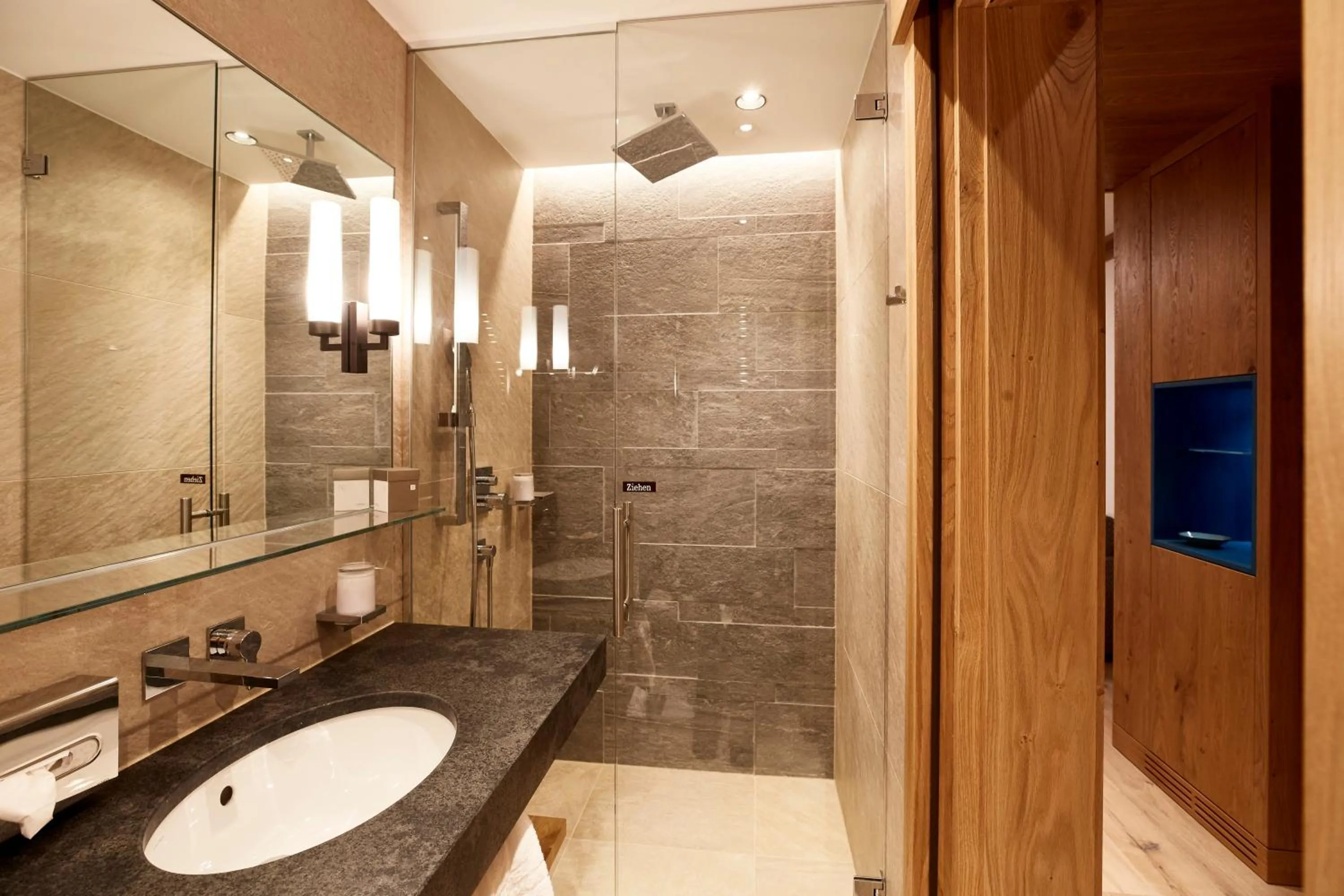 Bathroom in Hotel Hochschober