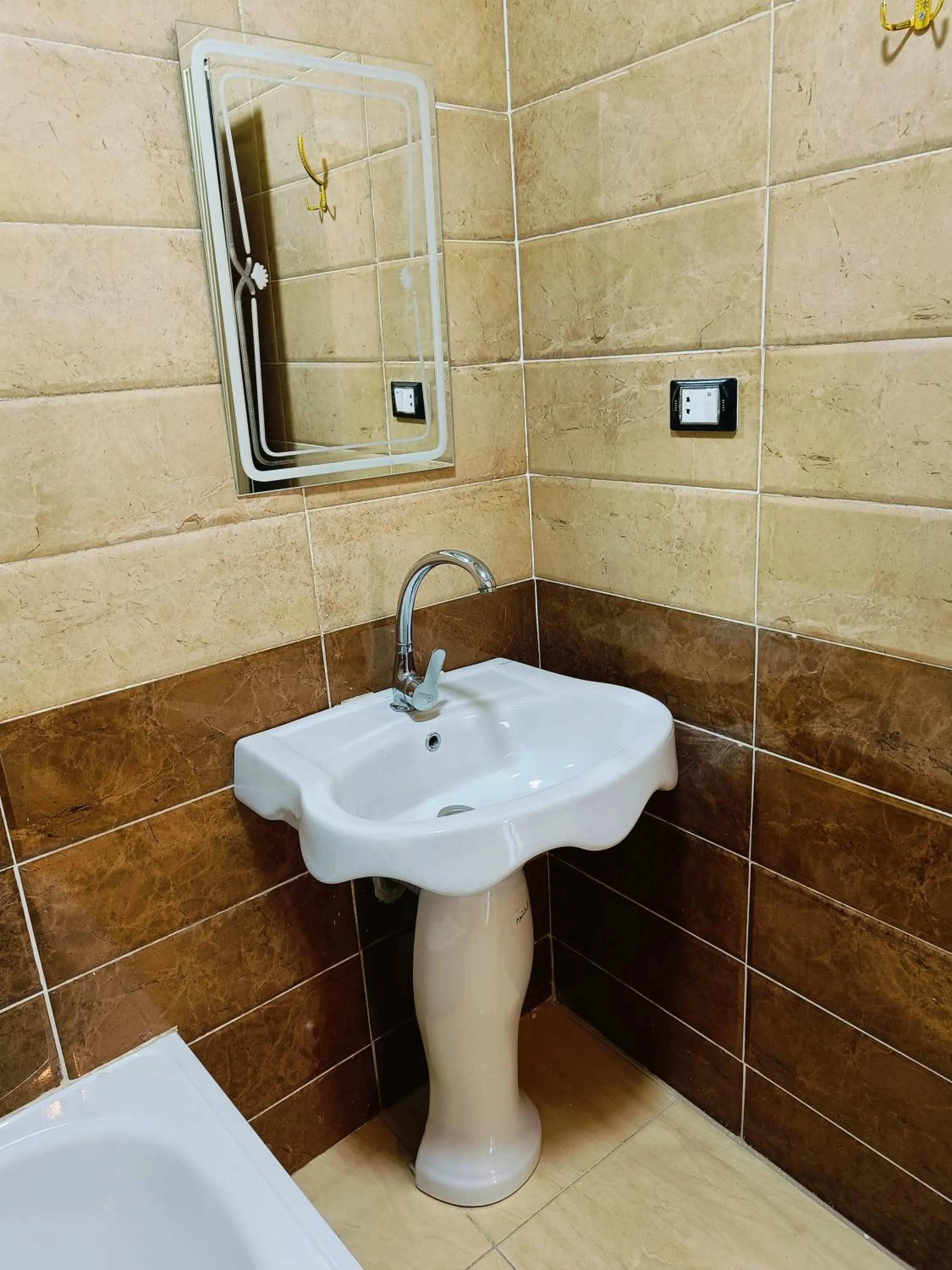 Toilet in Sneferu Pyramids inn - Full Pyramids View