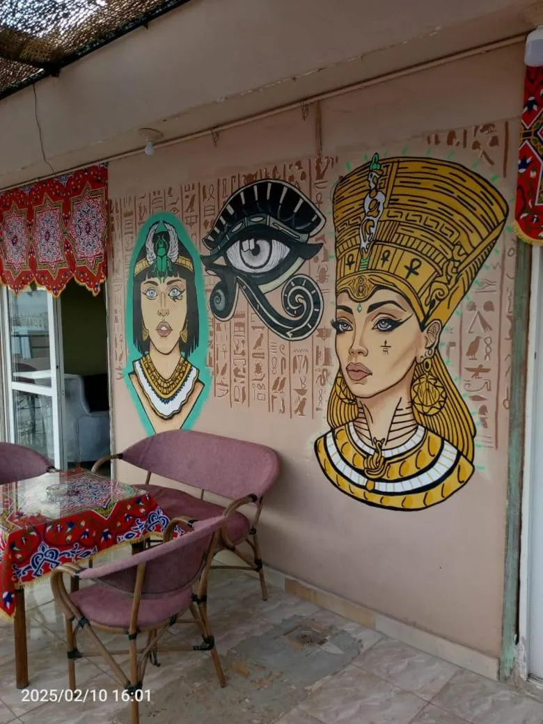 Sneferu Pyramids inn - Full Pyramids View