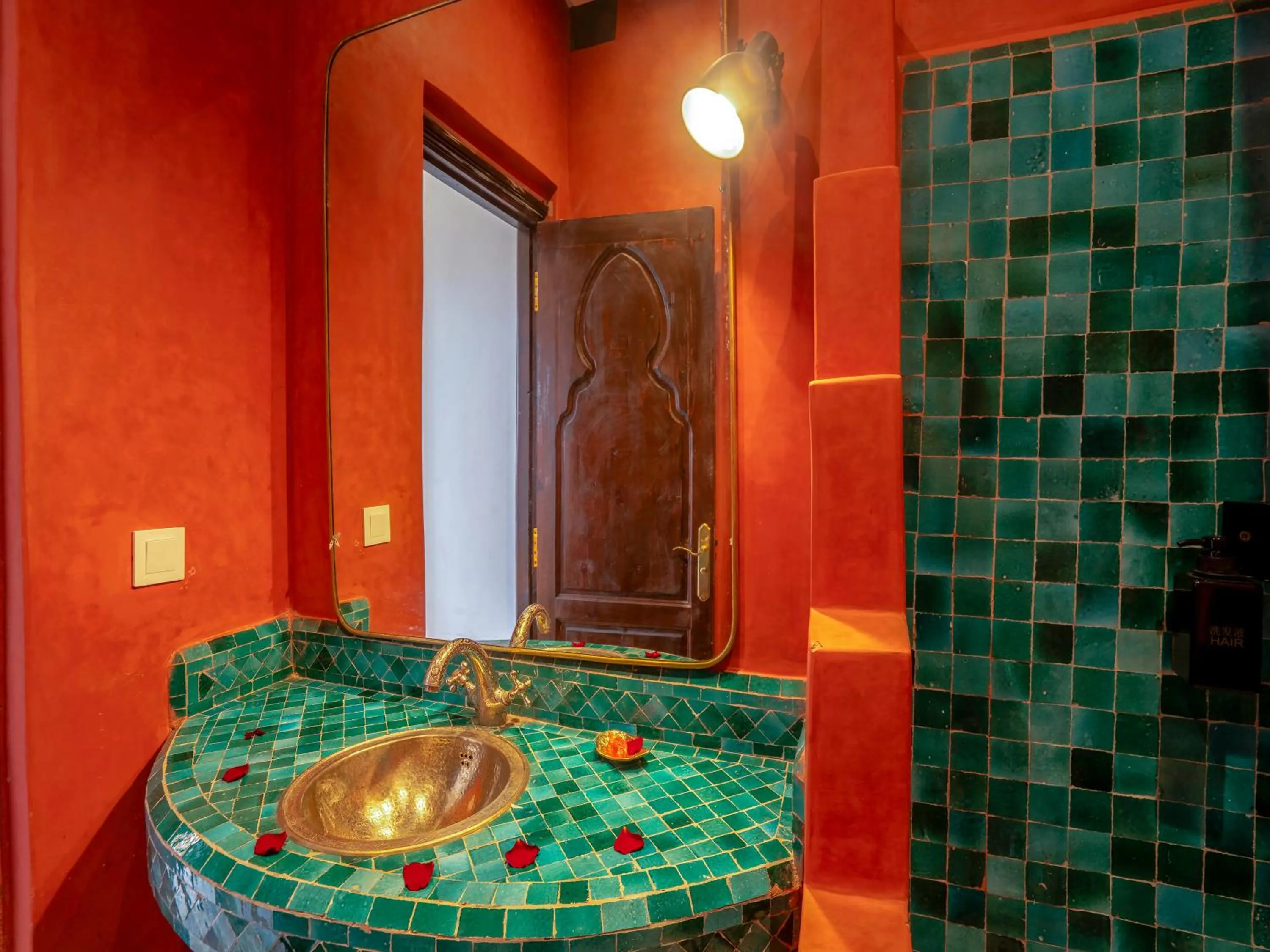Bathroom in Riad Kilimini & SPA