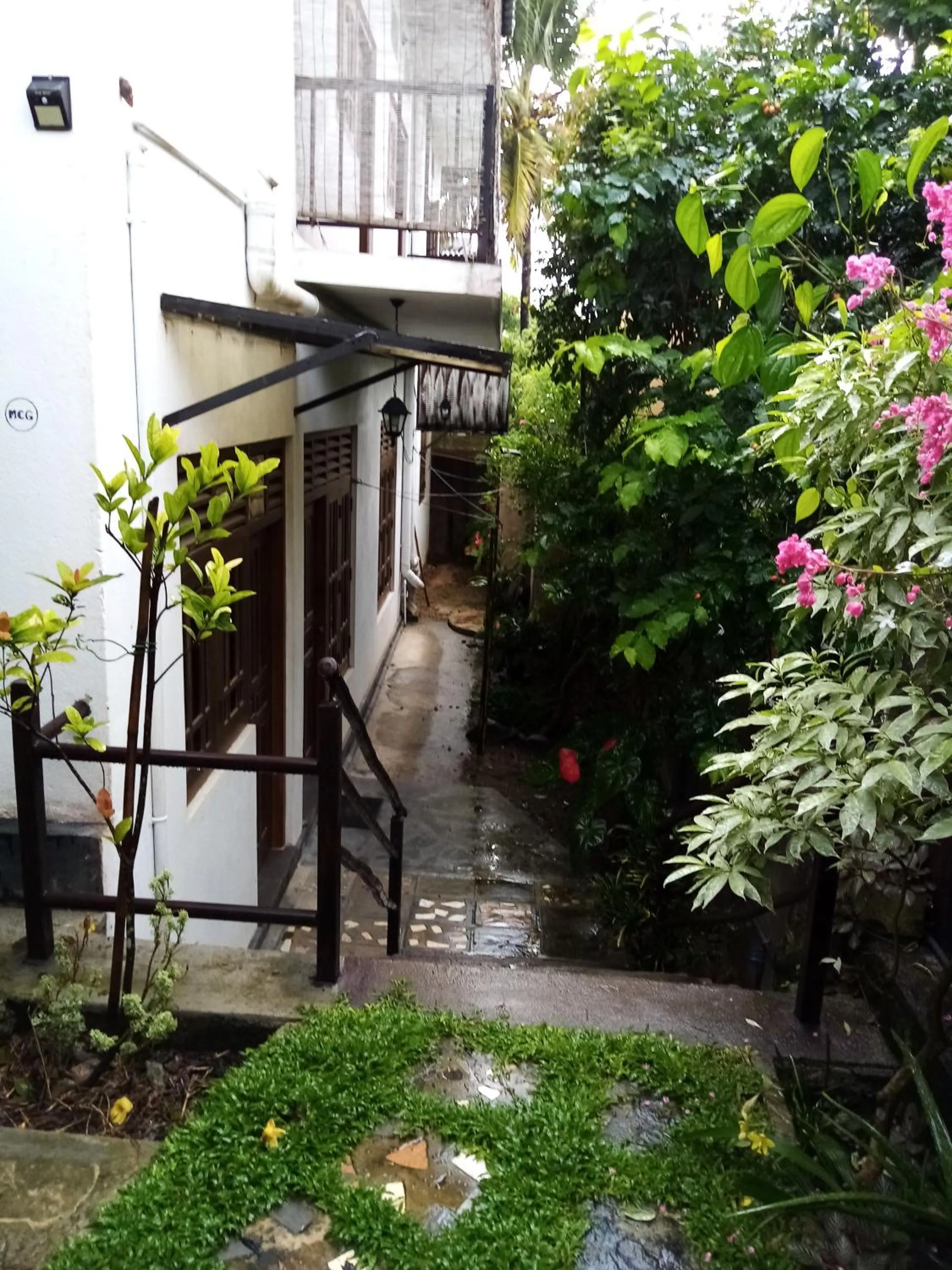 Property building in Sunny Side 89