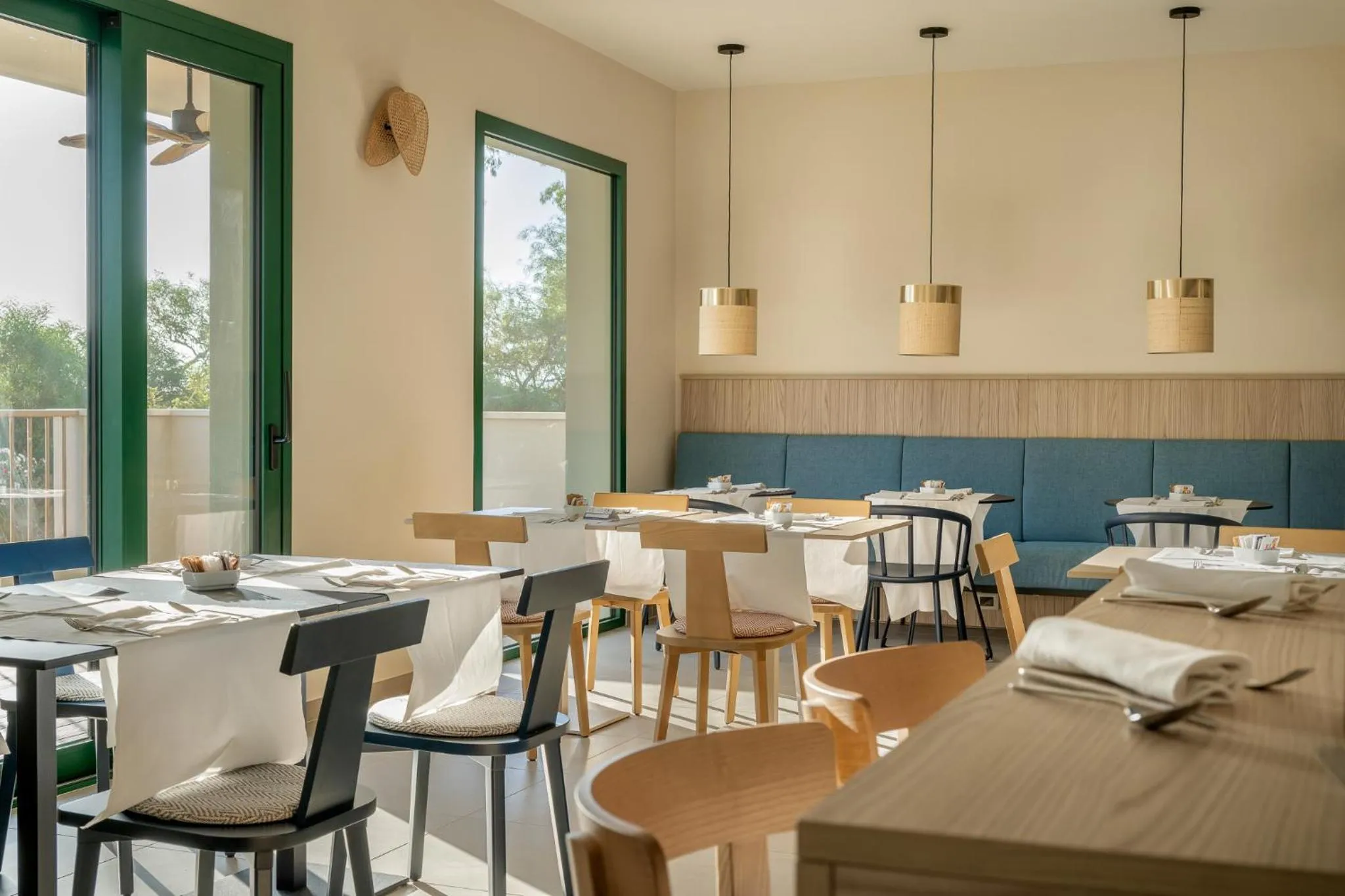 Restaurant/places to eat in VOI Tanka Selected