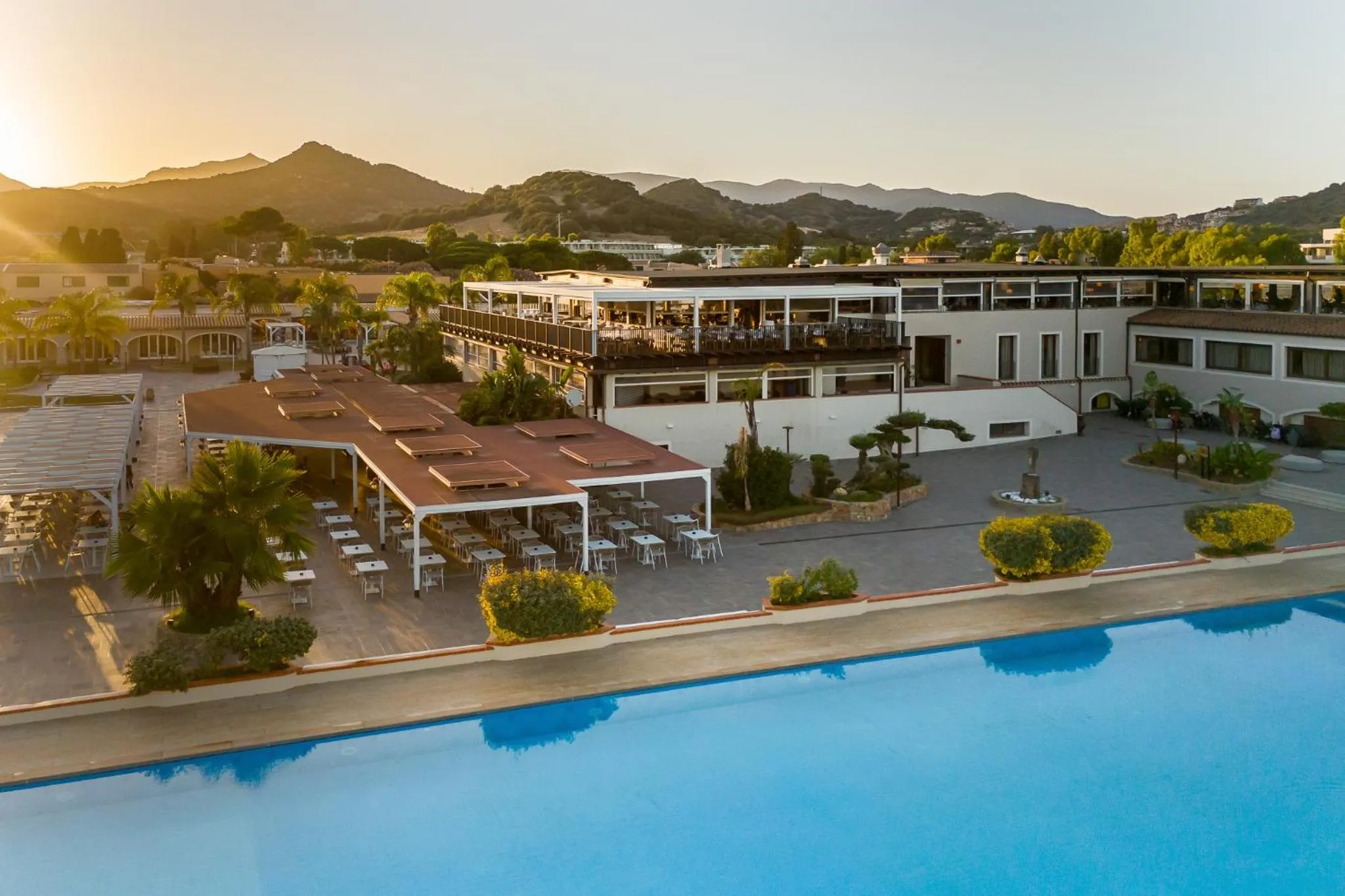 Restaurant/places to eat in VOI Tanka Selected