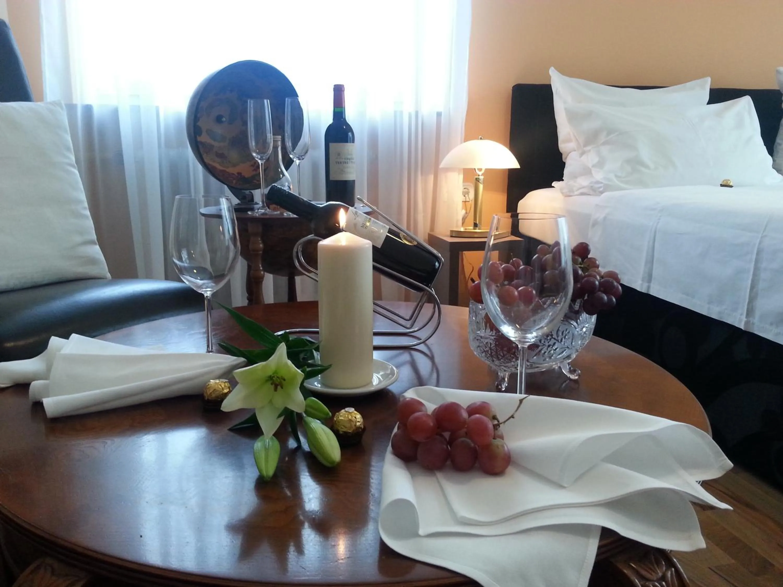 Day, Bed in Hotel Zum Berggarten