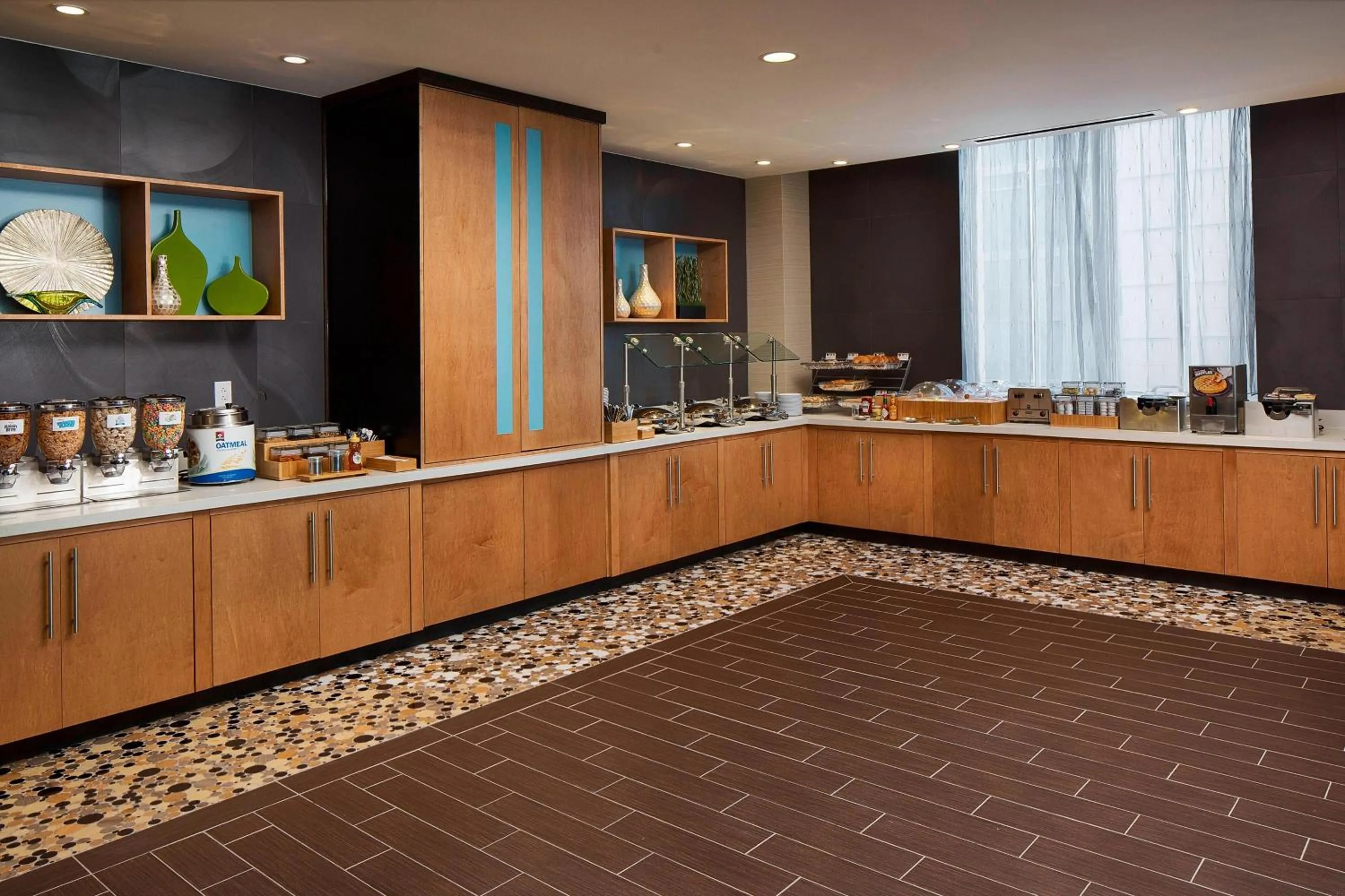 Breakfast in SpringHill Suites by Marriott Houston Downtown/Convention Center