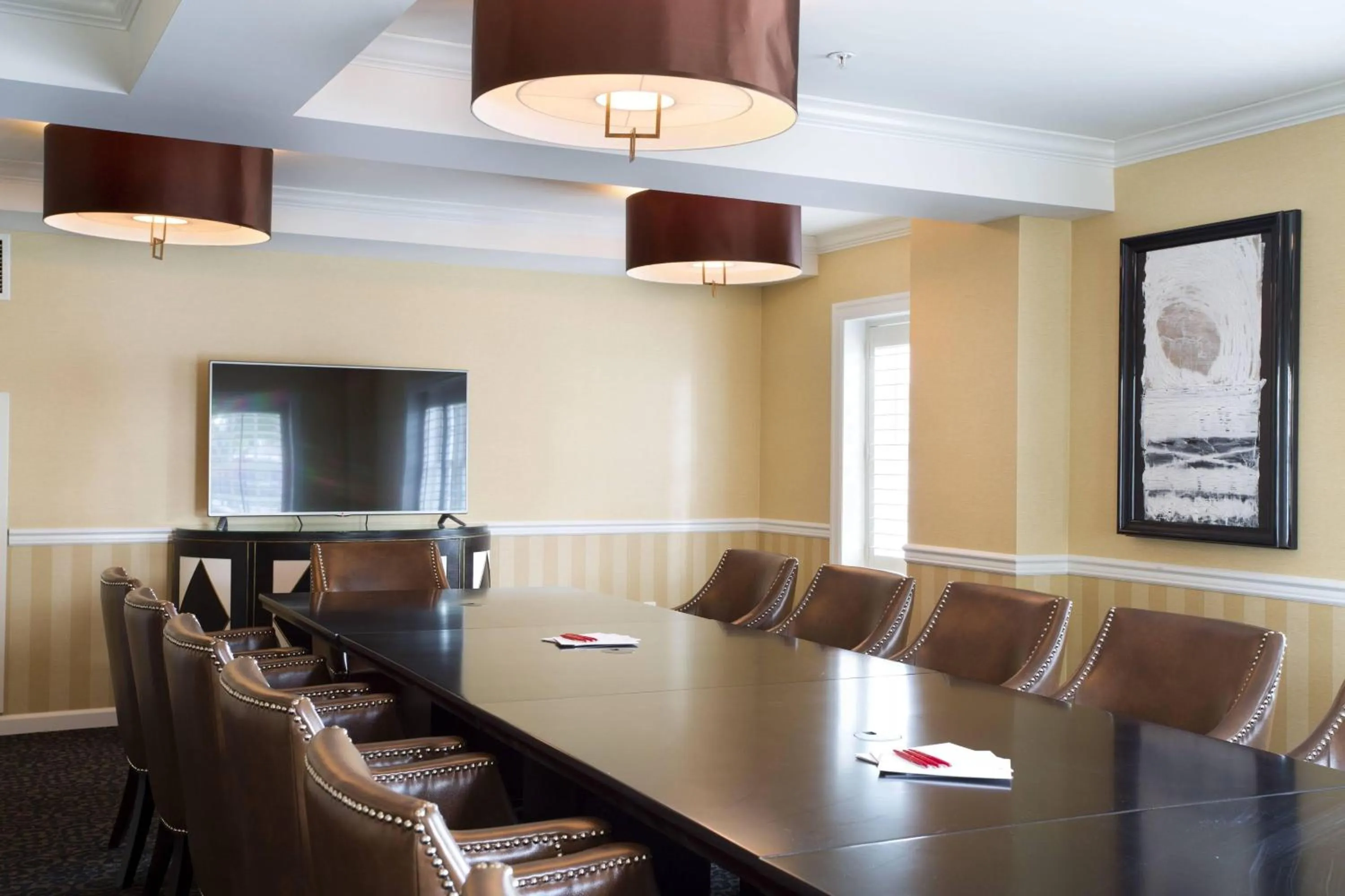 Meeting/conference room in Ambassador Hotel Tulsa, Autograph Collection