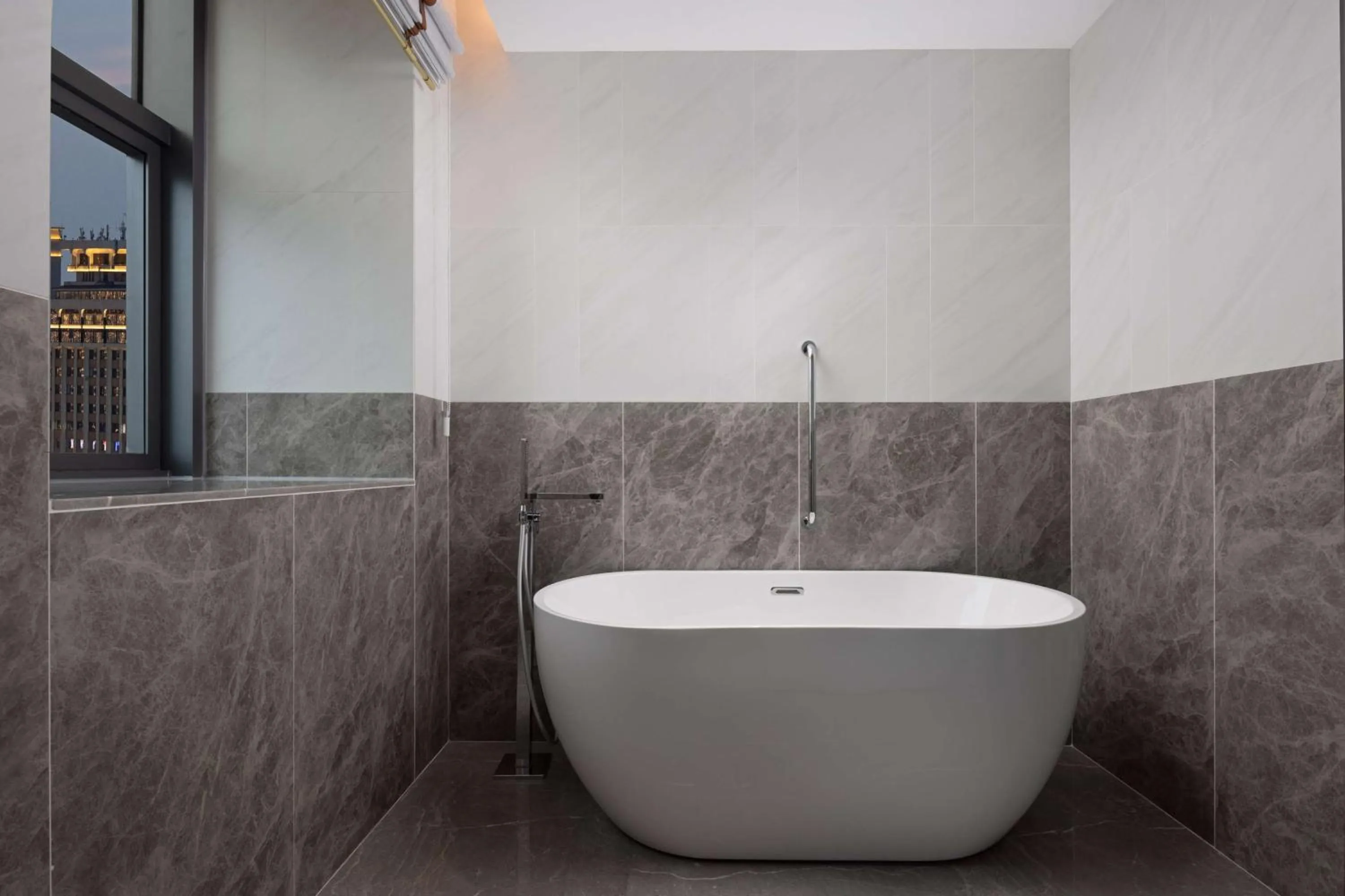 Bathroom in Hilton Garden Inn Chengdu Chunxi Road Center