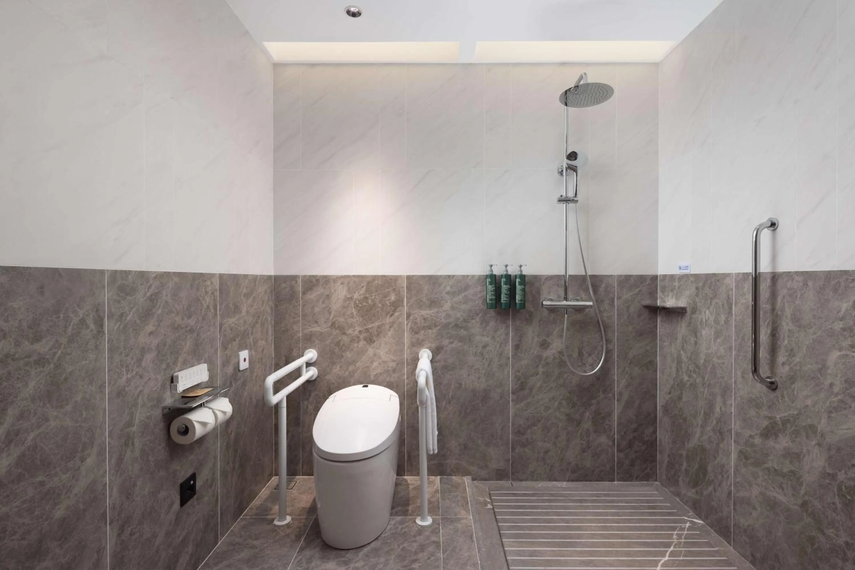 Bathroom in Hilton Garden Inn Chengdu Chunxi Road Center