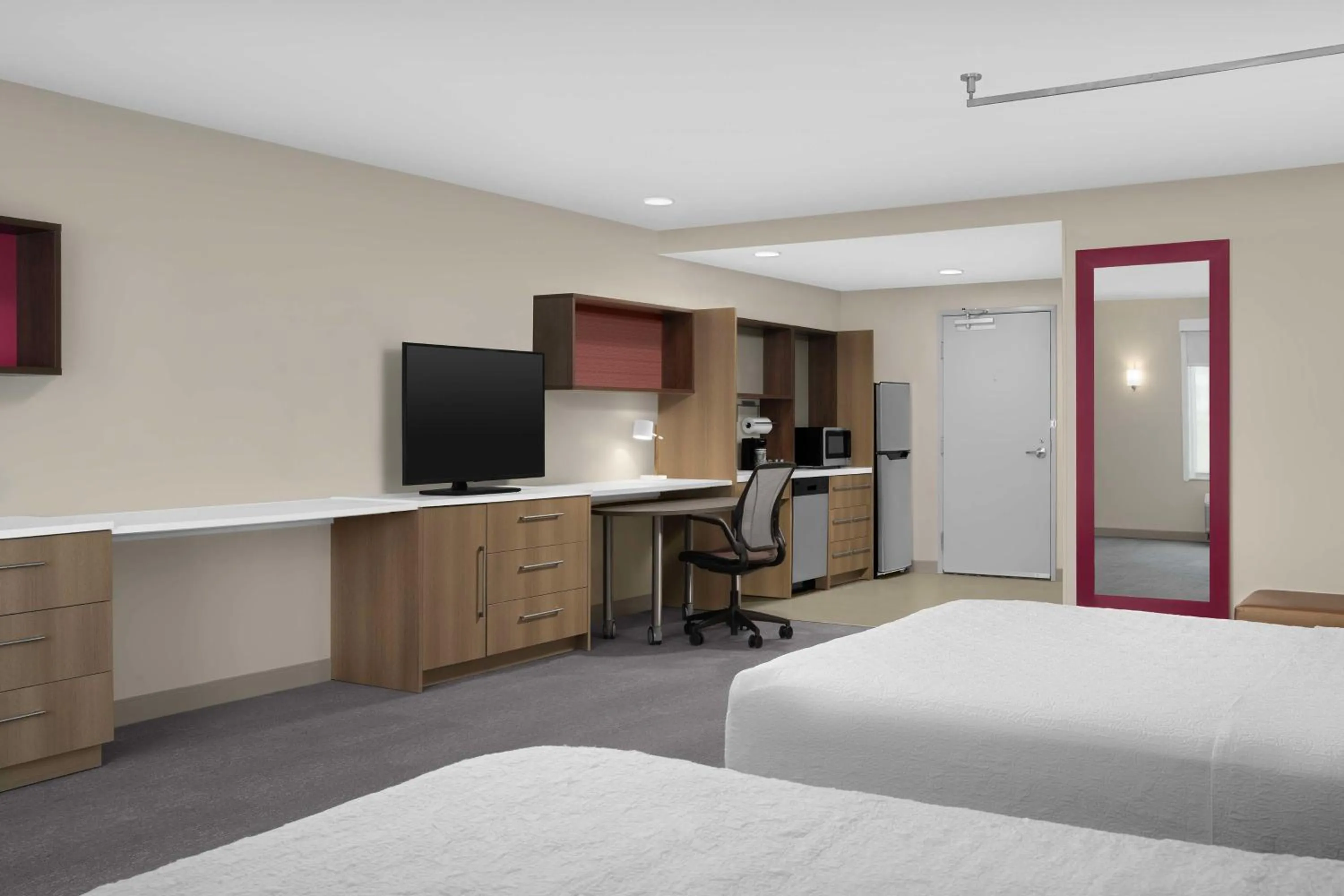 Kitchen or kitchenette, Bed in Home2 Suites By Hilton Poughkeepsie