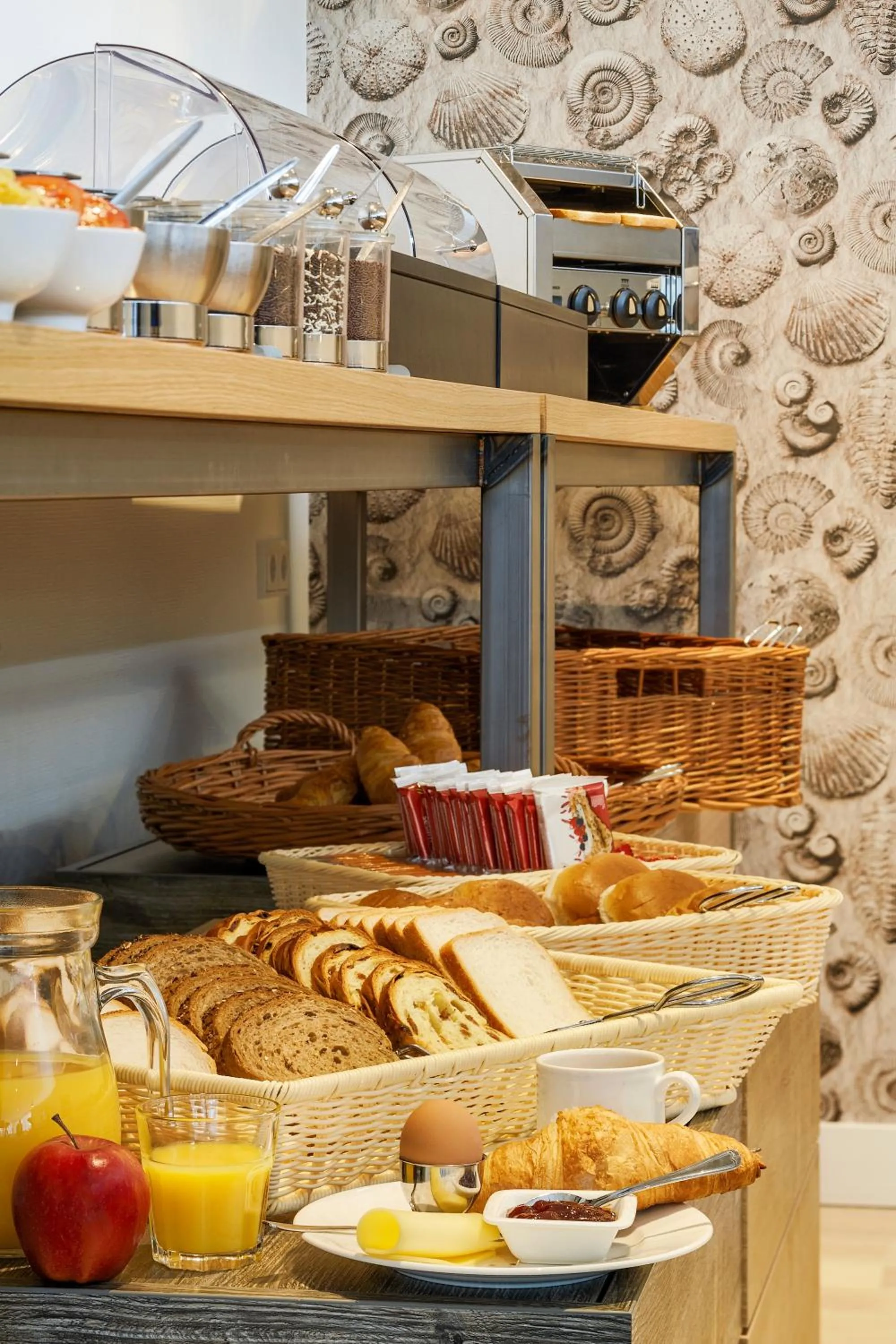 Food in Beach Hotel I Kloeg Collection