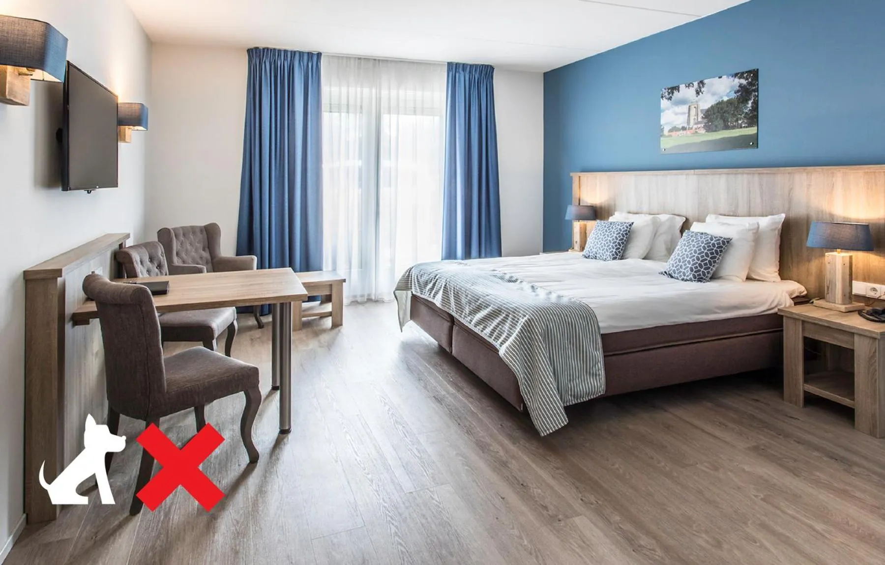 Photo of the whole room, Bed in Beach Hotel I Kloeg Collection