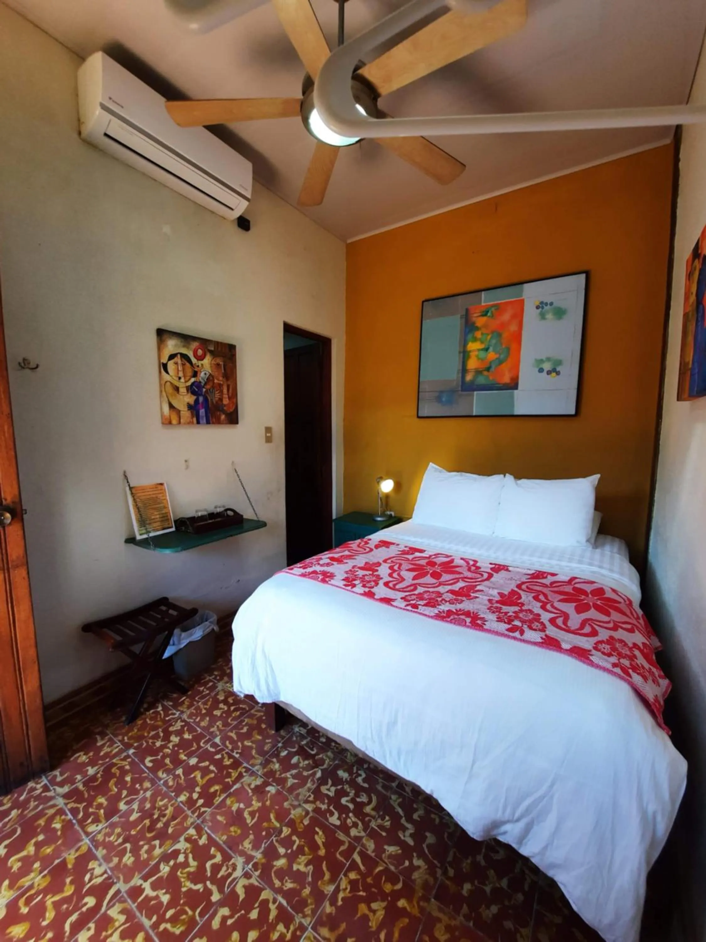 Photo of the whole room, Bed in Hotel La Posada del Doctor