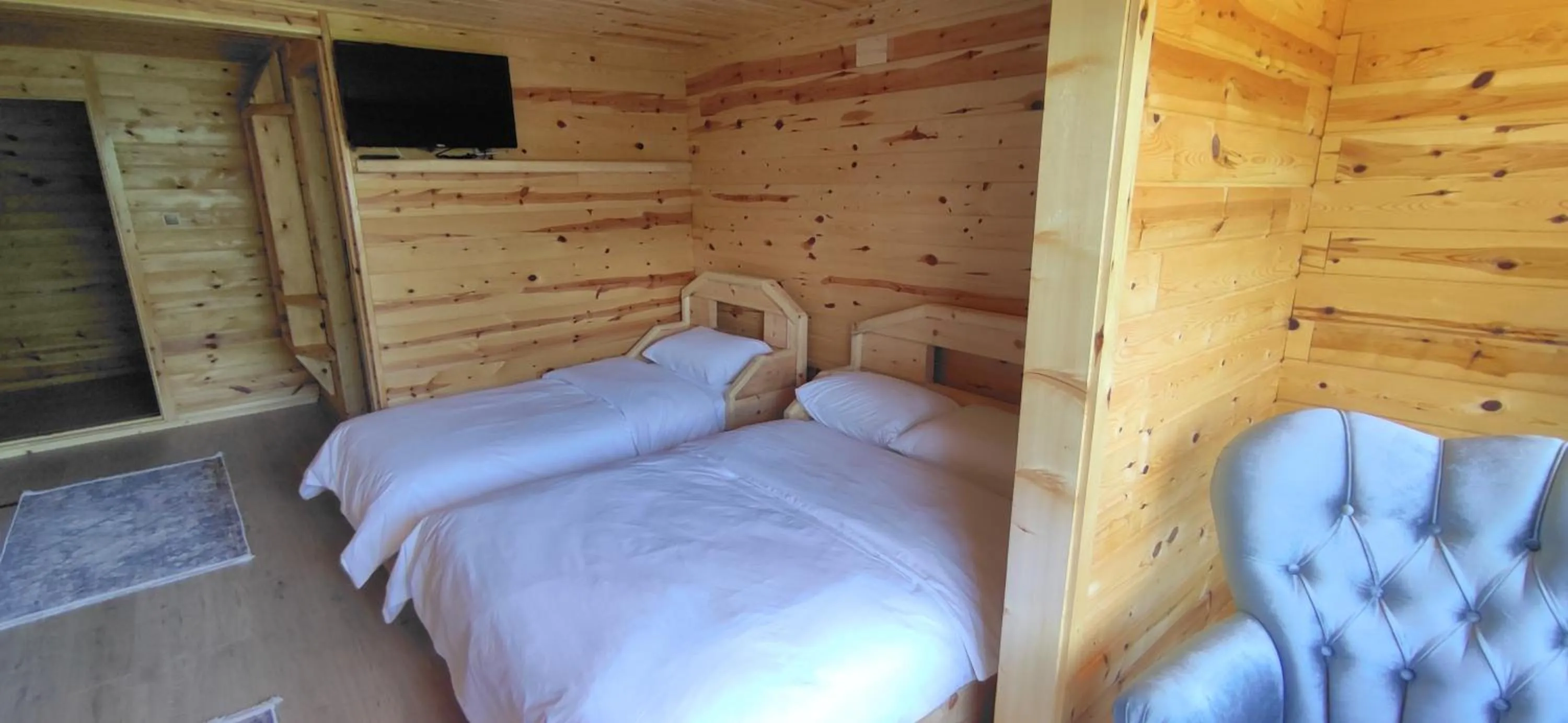 Kinya Bungalov Hotel