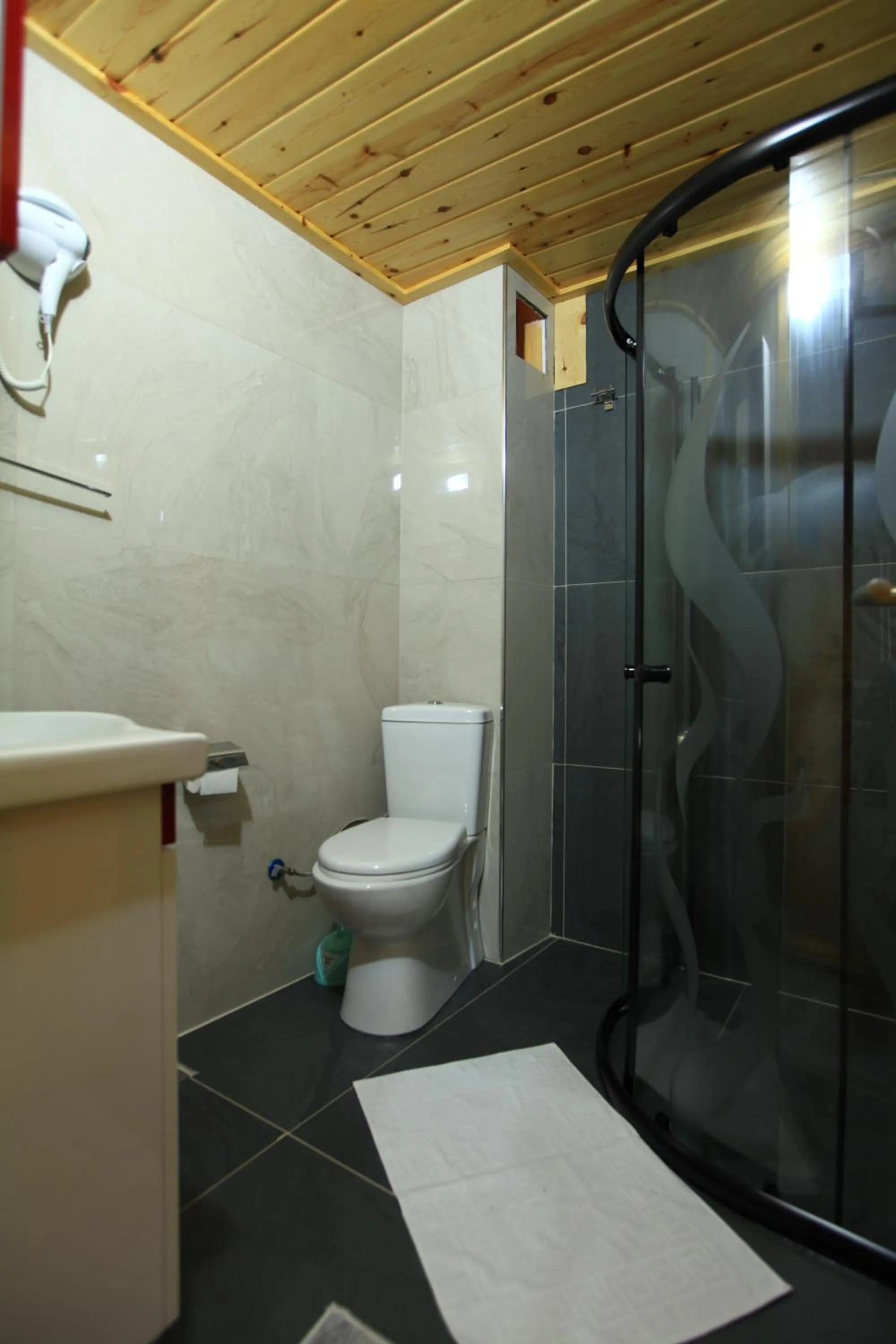 Kinya Bungalov Hotel