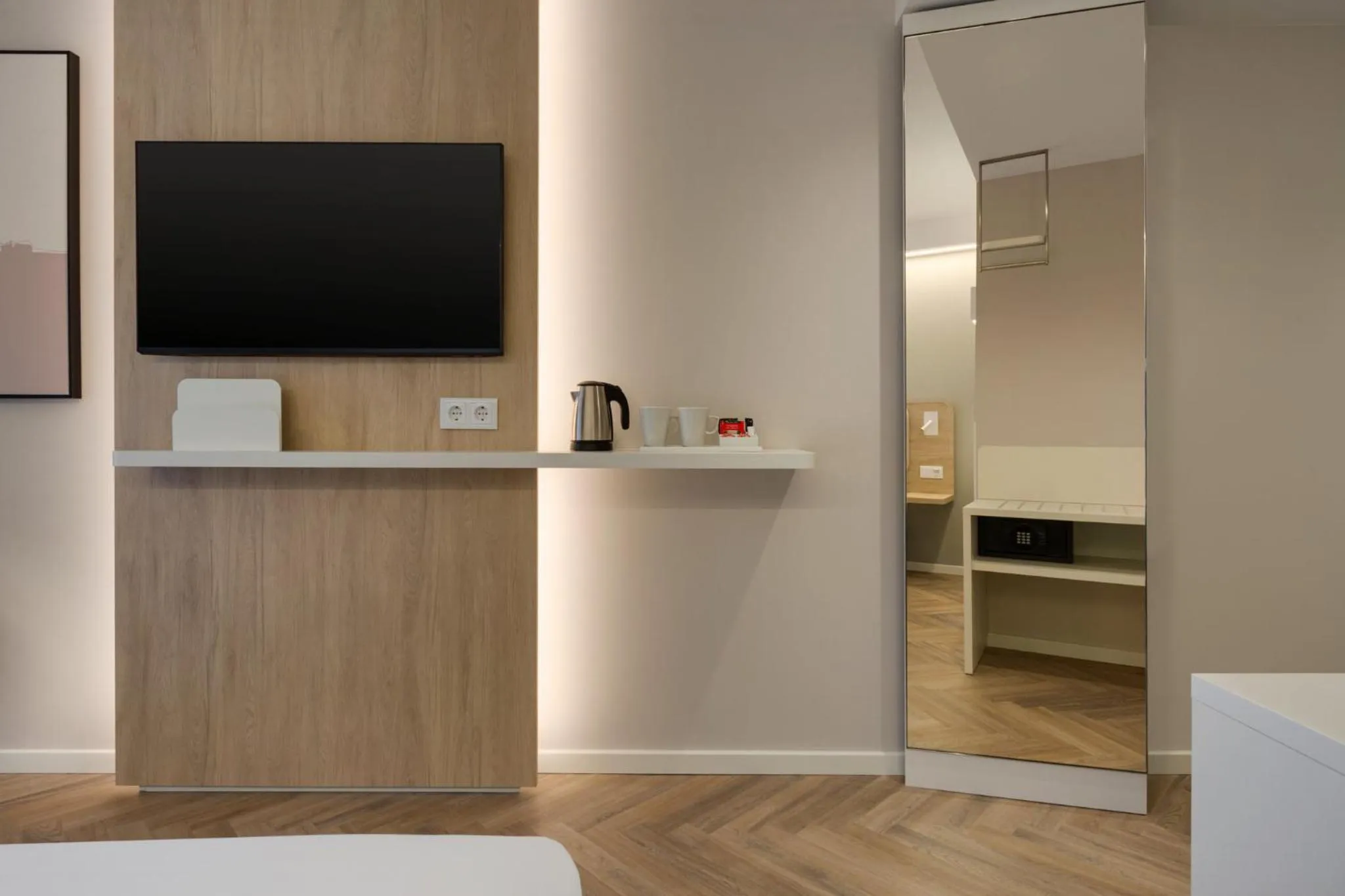 Photo of the whole room in Holiday Inn Express Évora by IHG