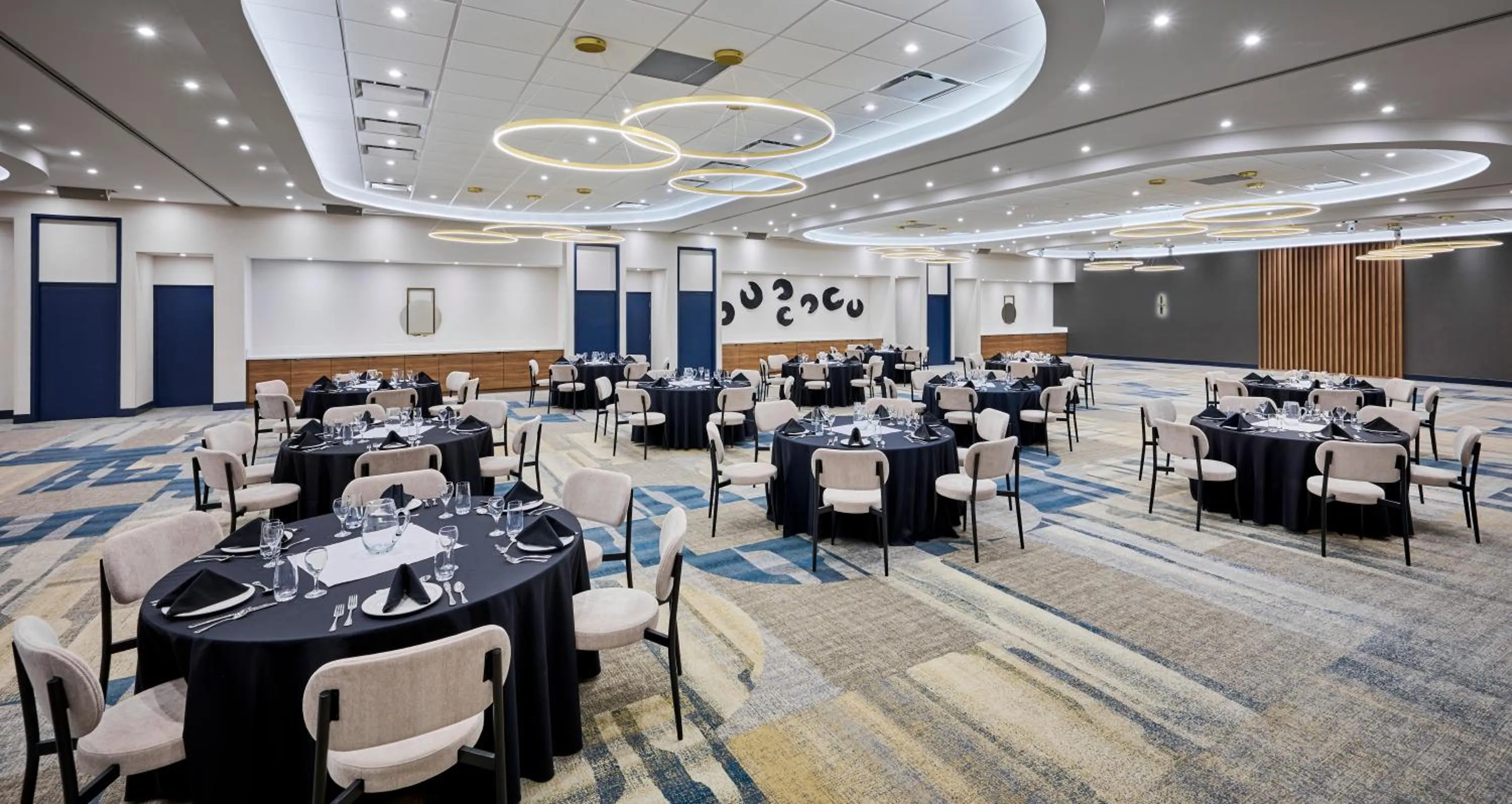 Banquet/Function facilities in Candlewood Suites Burlington Conference Centre by IHG