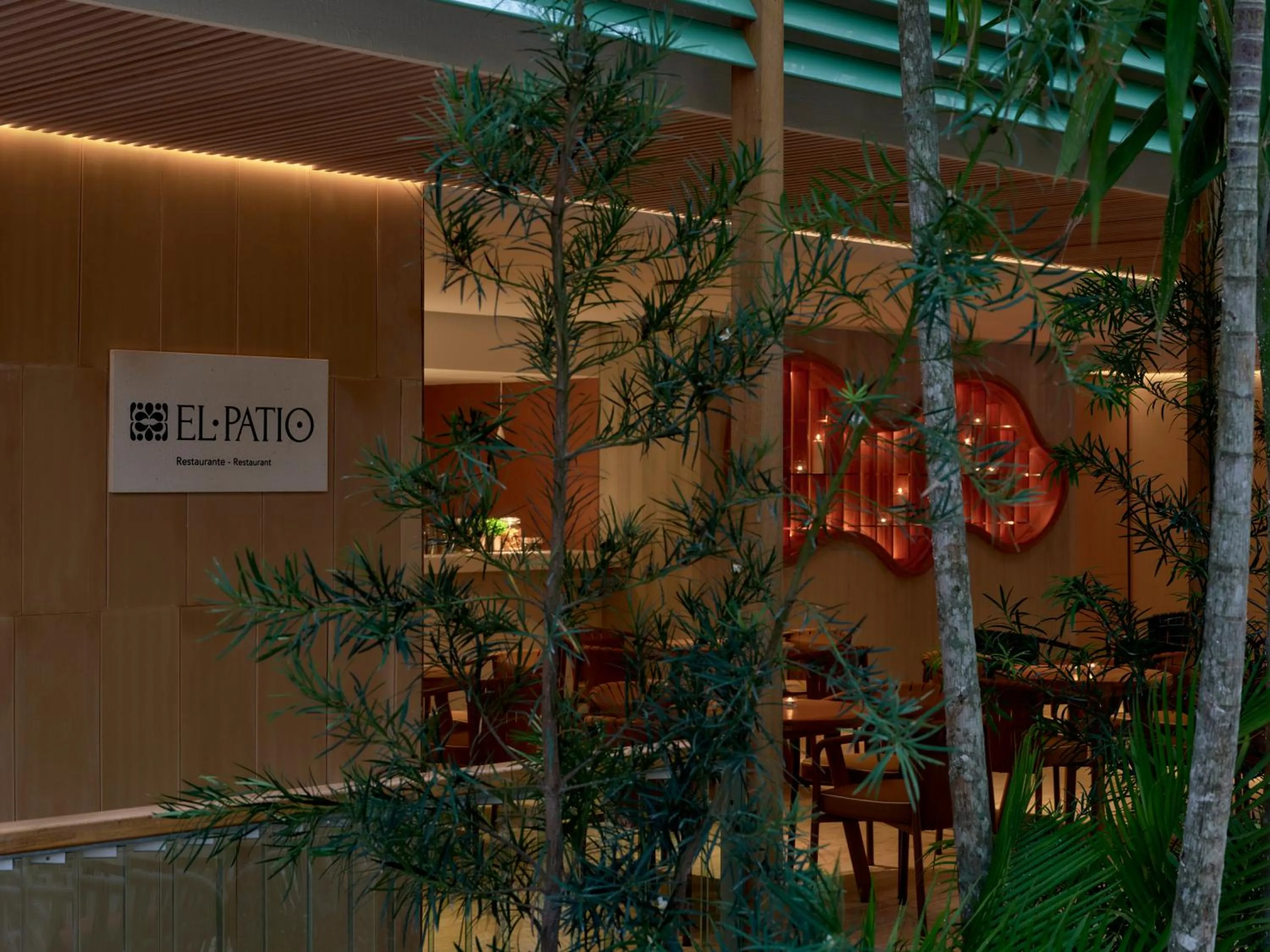 Restaurant/places to eat in Kimpton Las Mercedes by IHG