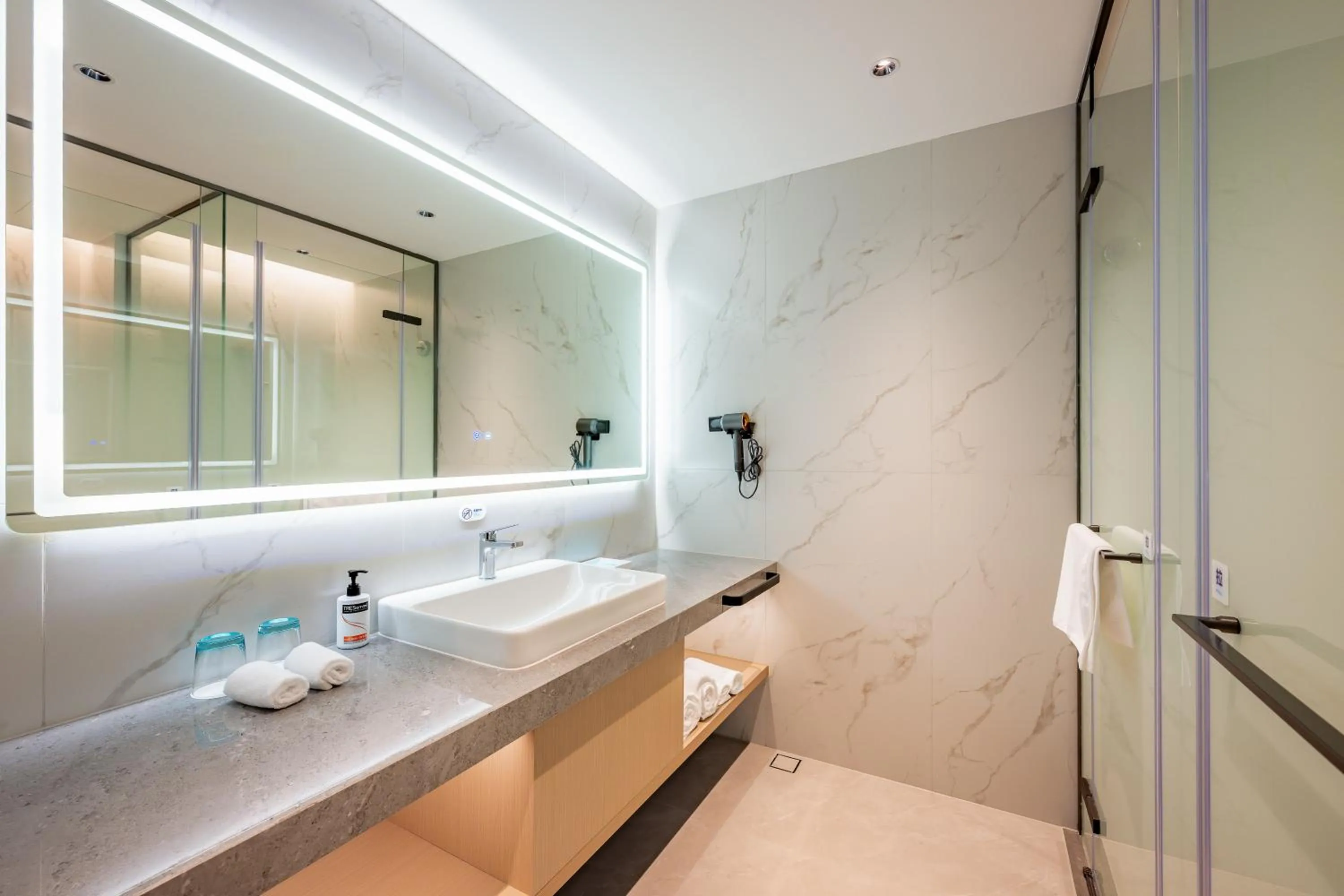 Bathroom in Holiday Inn Express Nanjing Riverside by IHG