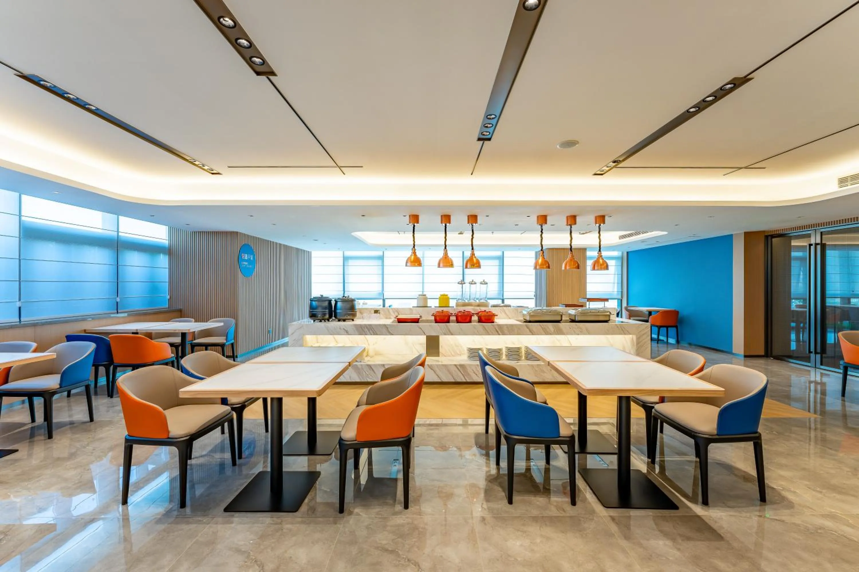 Restaurant/places to eat in Holiday Inn Express Nanjing Riverside by IHG