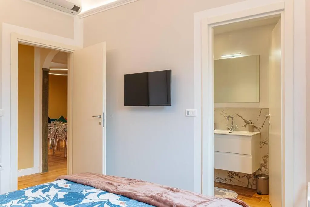 Bed in Florence Oltrarno Relax