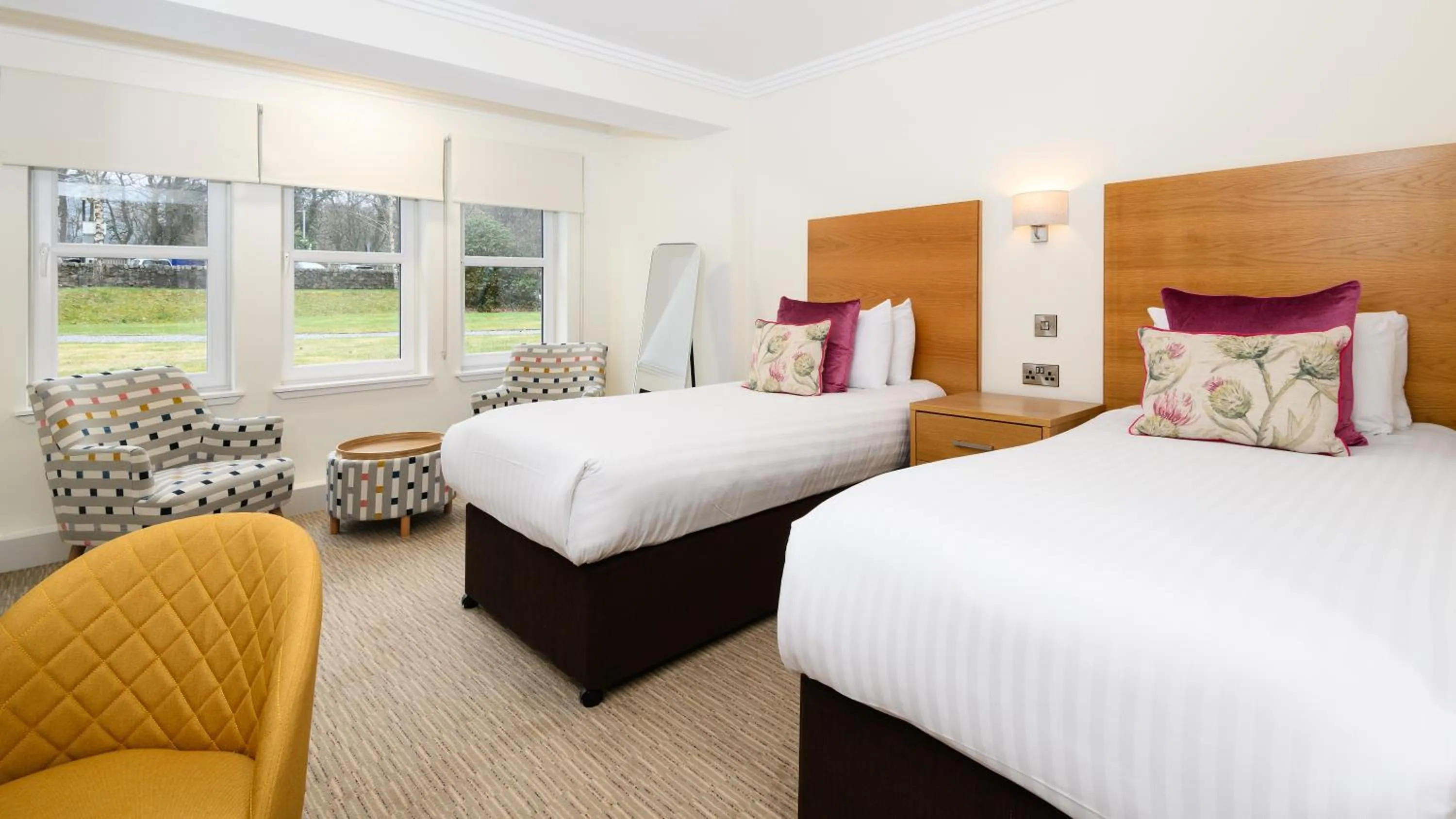 Bedroom, Bed in Fisher's Hotel