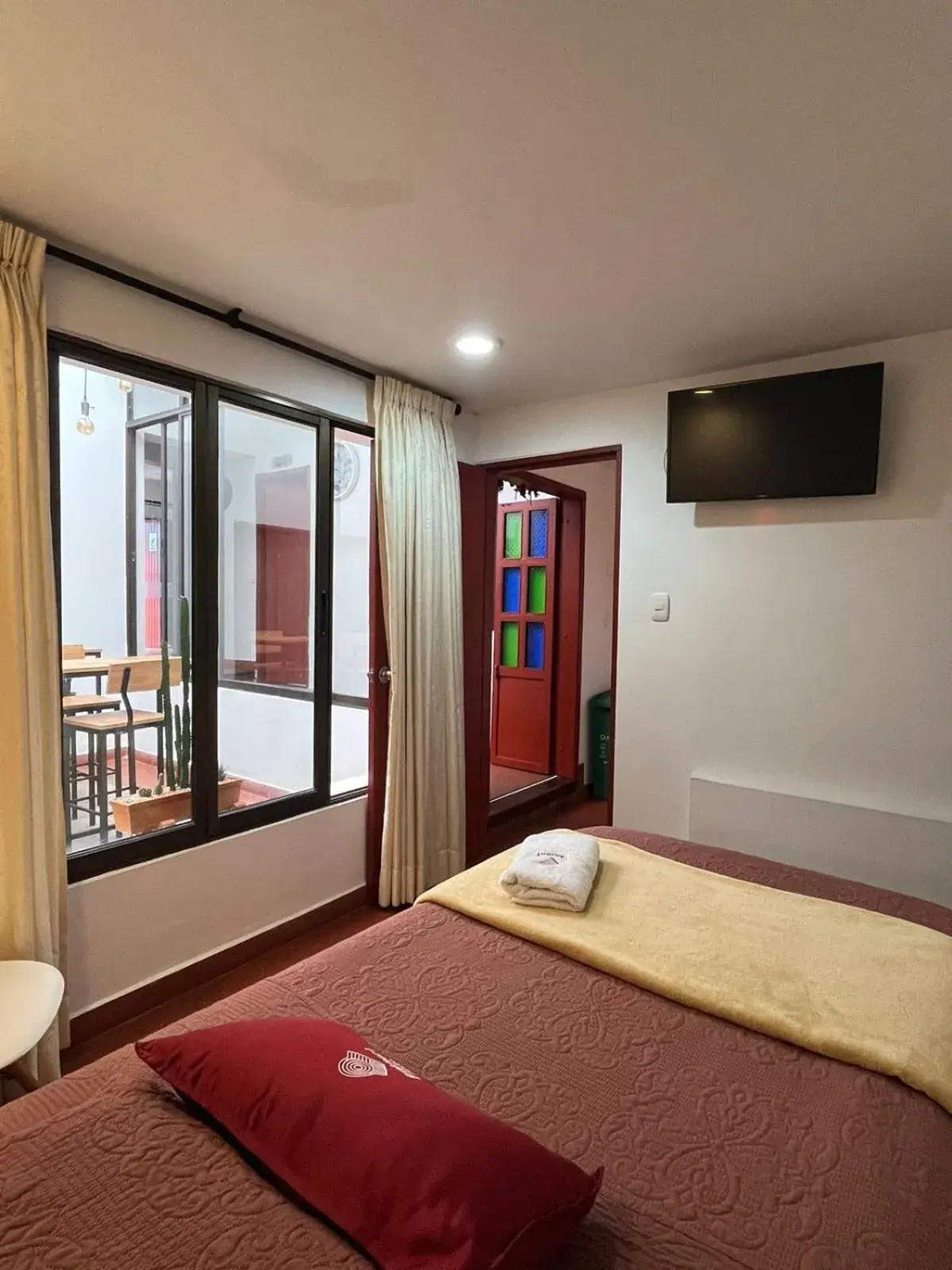 Single Room with Private Bathroom - single occupancy in Hostal Amanari Single Room with Private Bathroom - single occupancy in Hostal Amanari