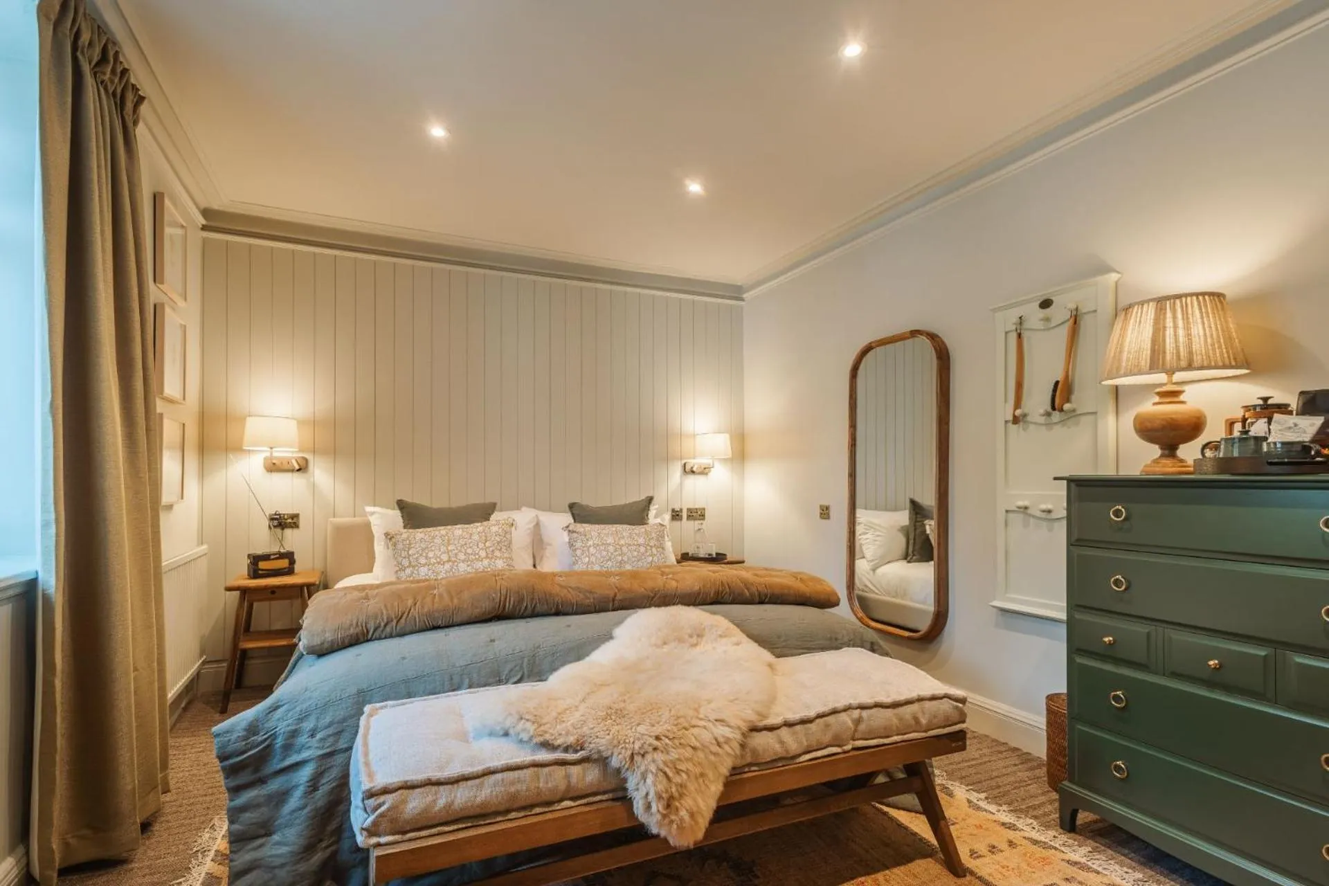 Bed in Pine Trees Hotel Pitlochry