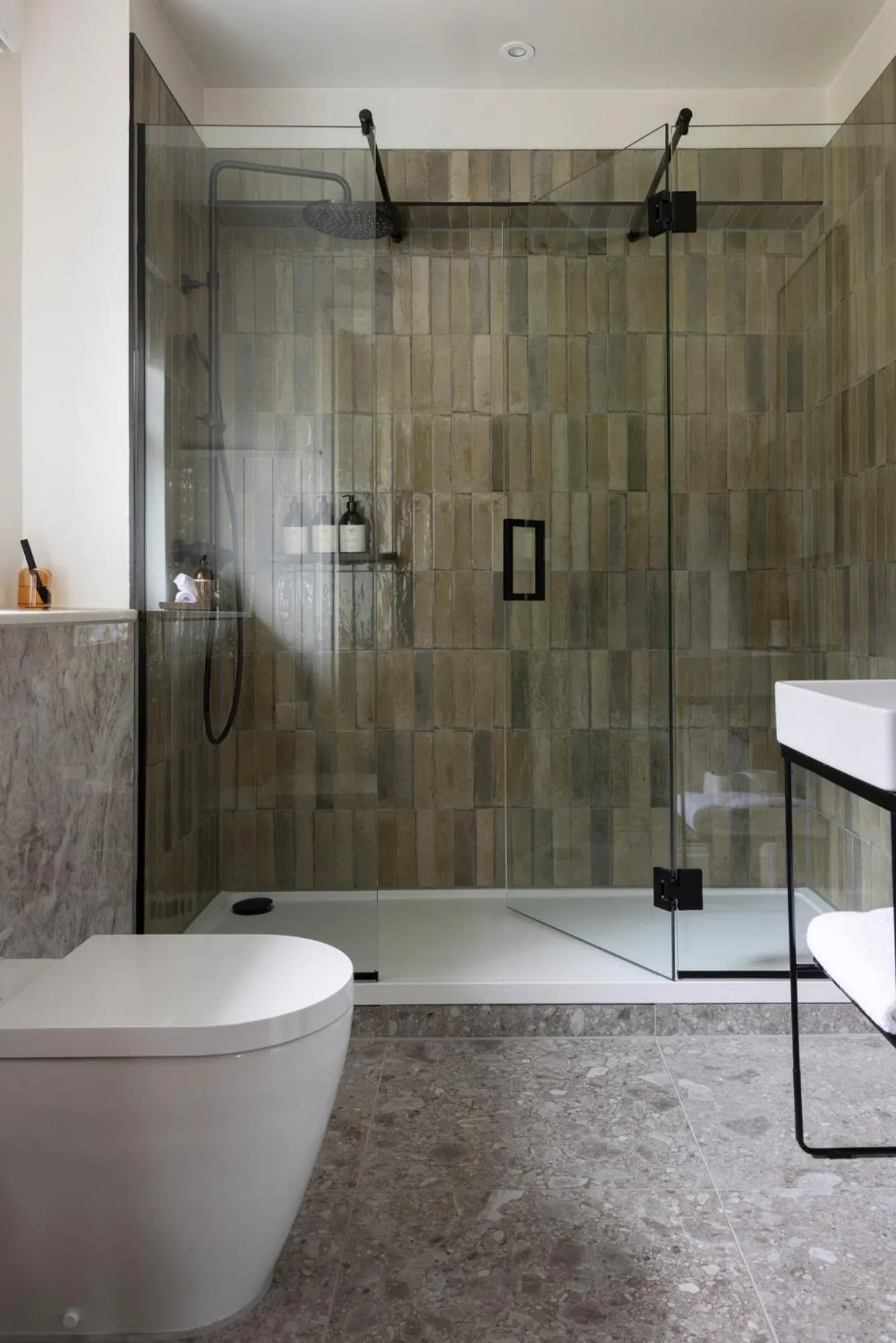 Shower in Pine Trees Hotel Pitlochry