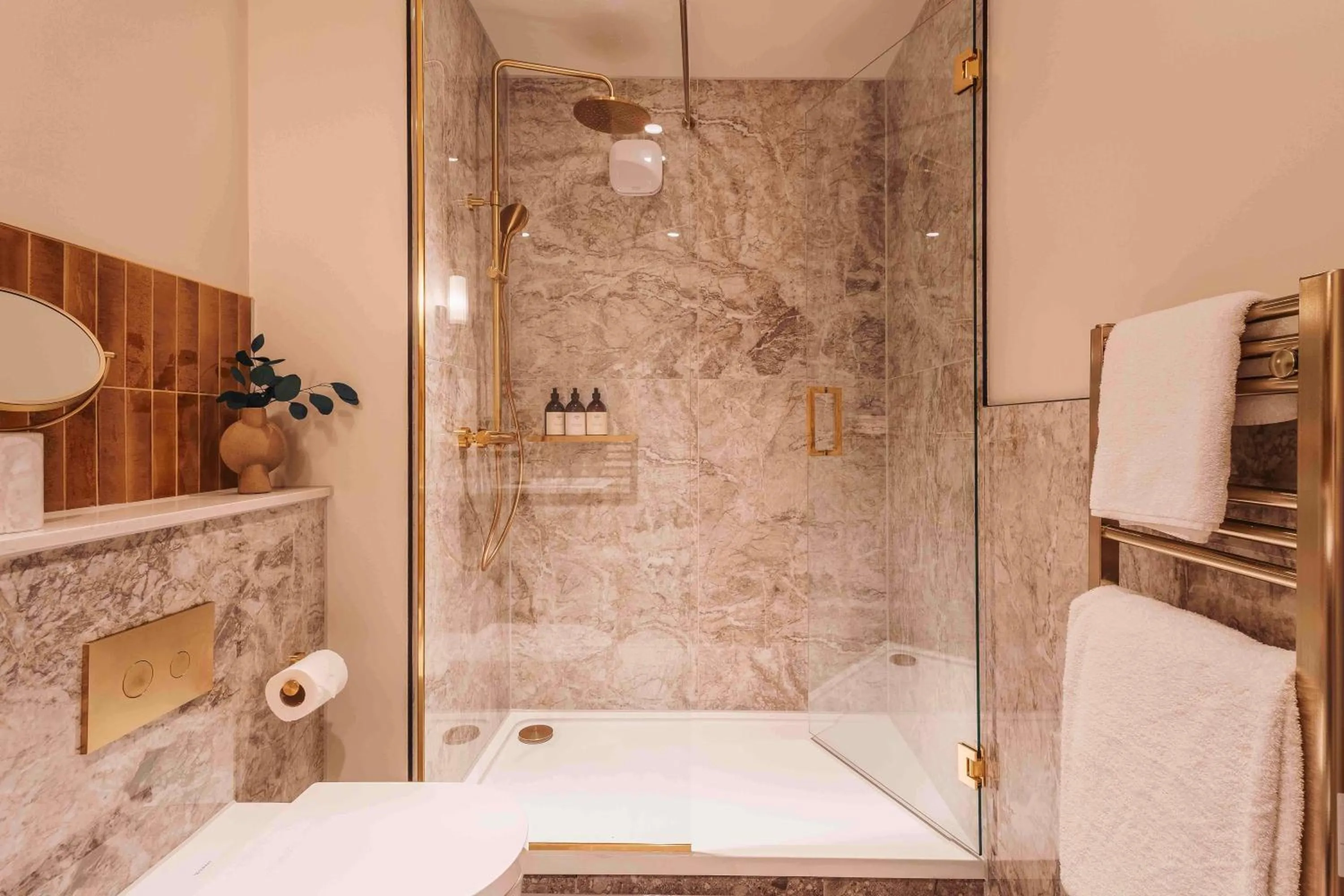 Bathroom in Pine Trees Hotel Pitlochry