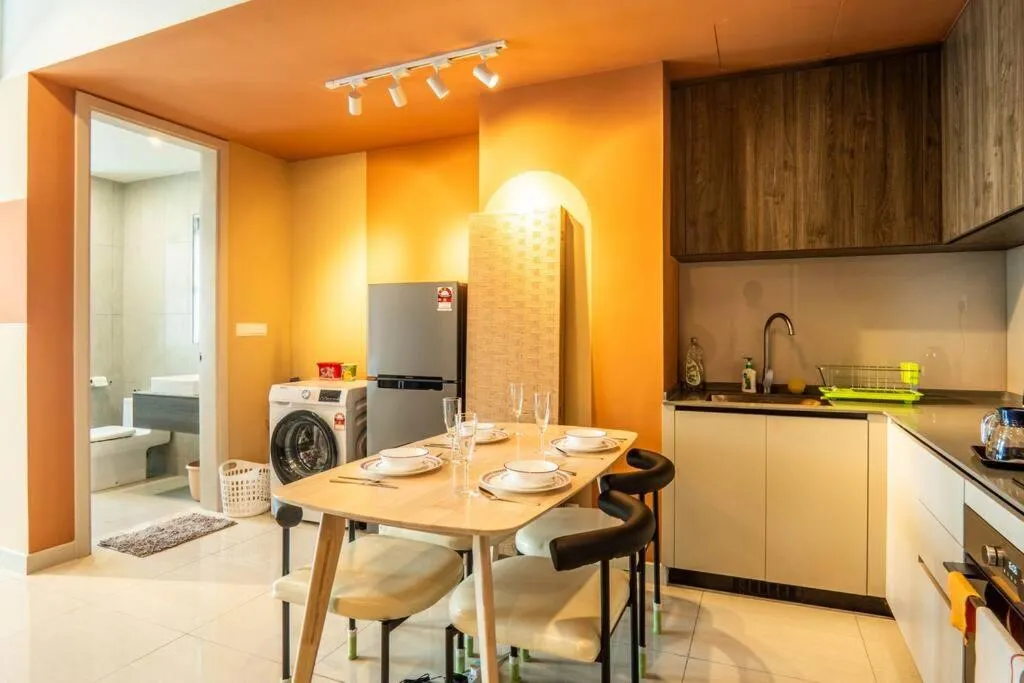 Kitchen or kitchenette in Datum Jelatek Residence by Airhost