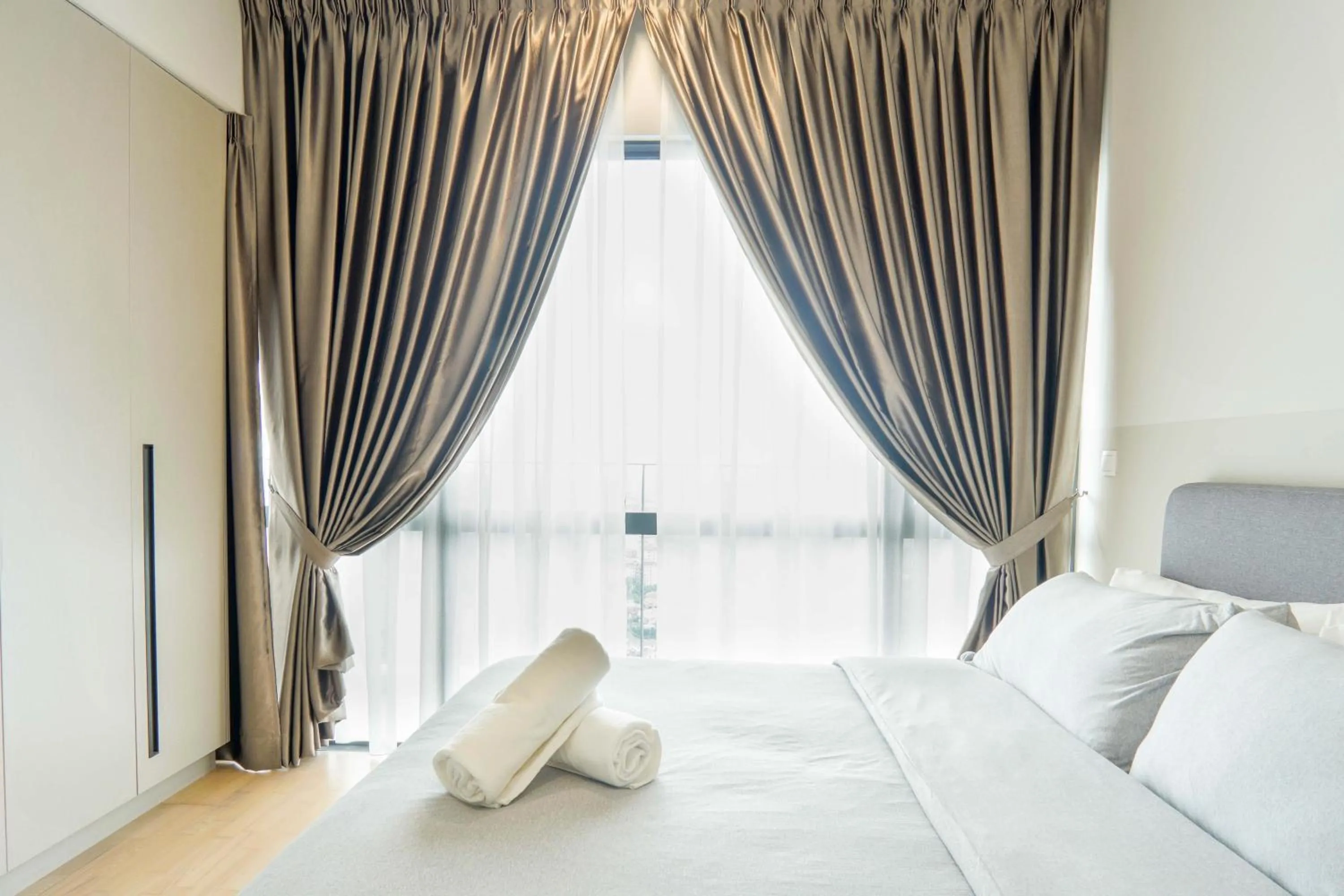 Bed in Datum Jelatek Residence by Airhost