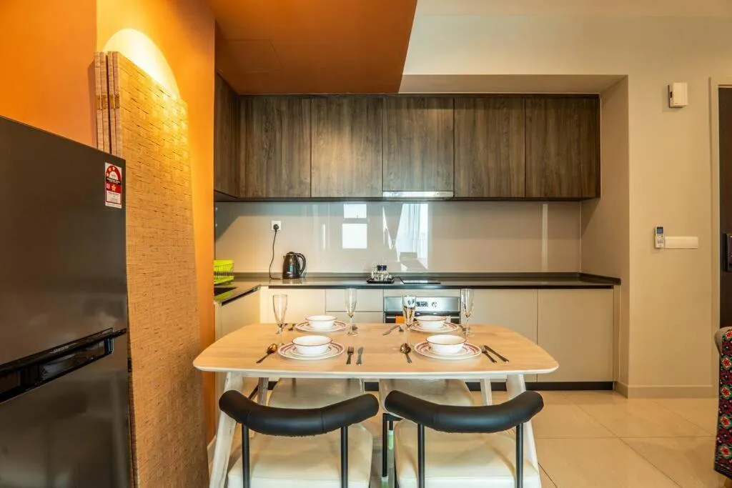 Kitchen or kitchenette in Datum Jelatek Residence by Airhost