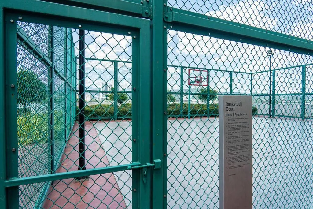 Area and facilities in Datum Jelatek Residence by Airhost