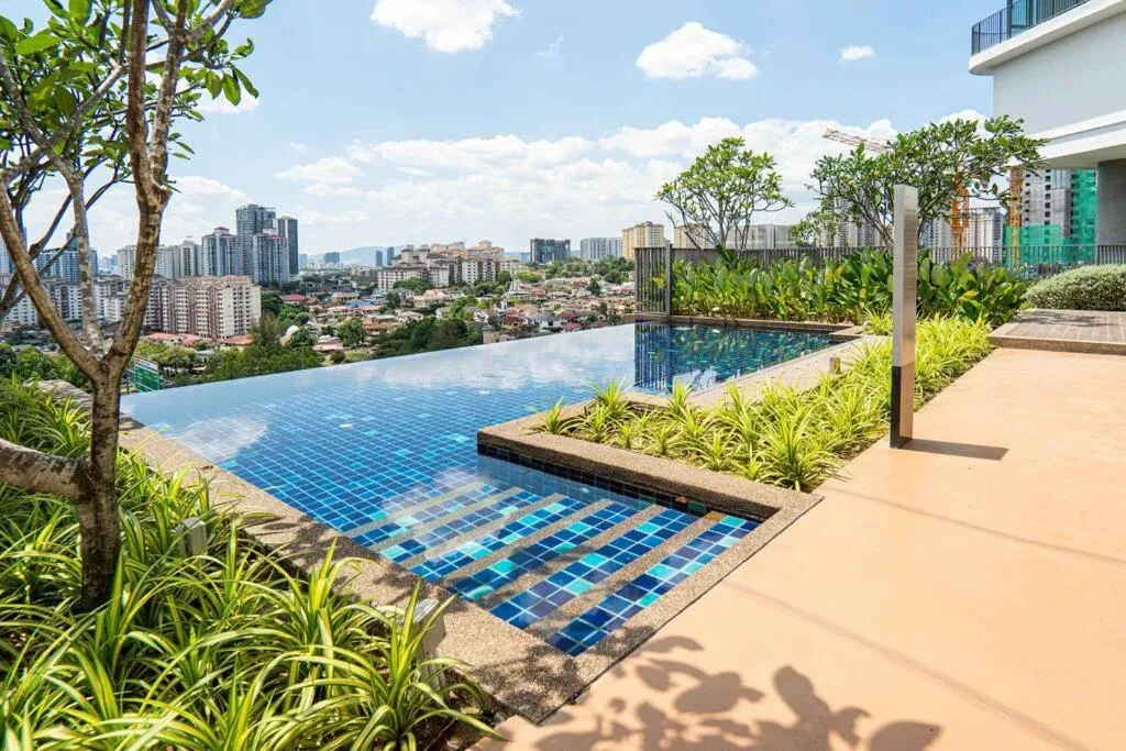 City view in Datum Jelatek Residence by Airhost