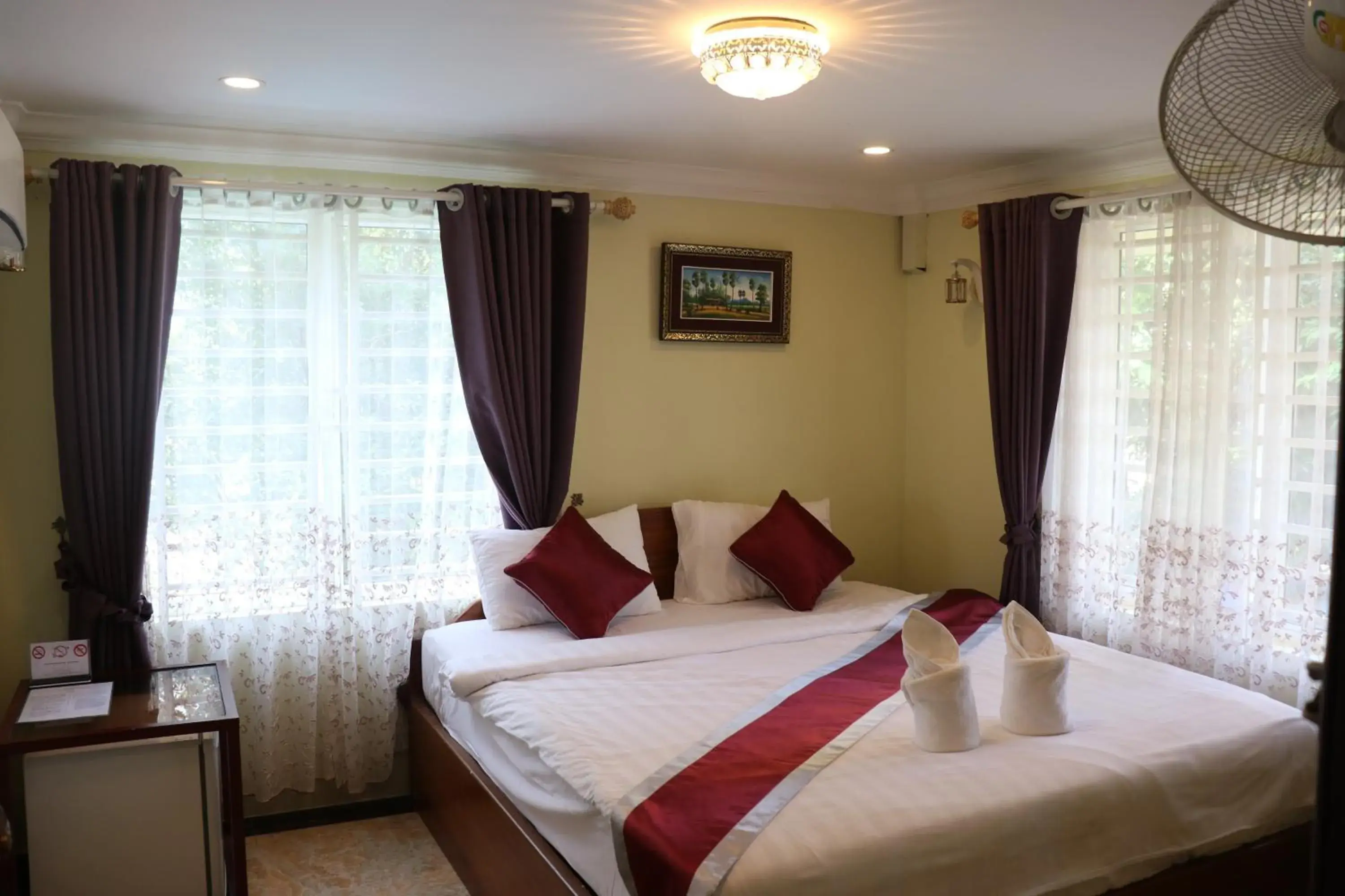 Double Room with AC in AHHA Boutique Kampot Double Room with AC in AHHA Boutique Kampot