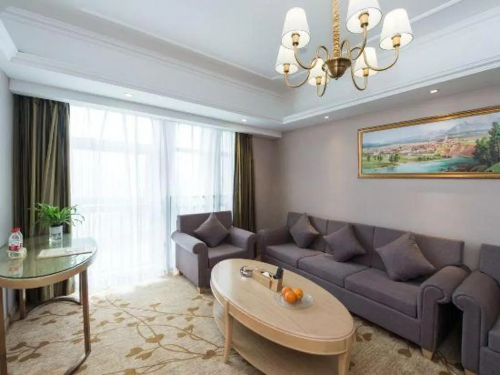 Vienna Hotel Chongqing Yongchuan High-Speed Railway Station Xinglong Lake