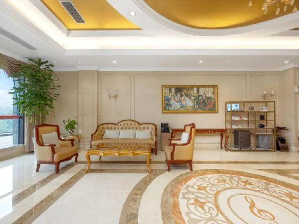 Vienna Hotel Chongqing Yongchuan High-Speed Railway Station Xinglong Lake