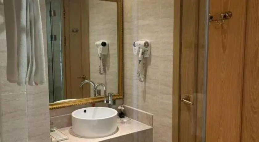 Vienna Hotel Chongqing Yongchuan High-Speed Railway Station Xinglong Lake