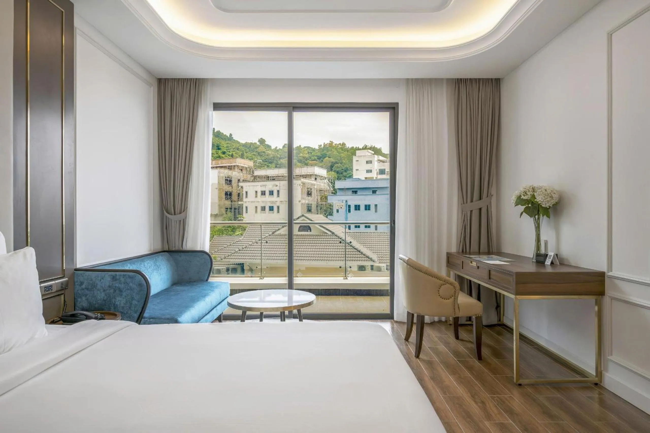 Balcony/Terrace, Bed in OYSTER BAY HOTEL VUNG TAU